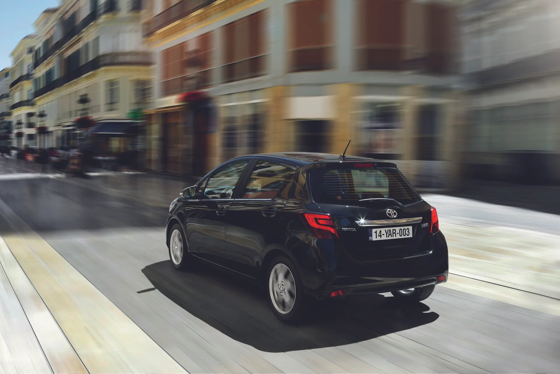 Toyota-Yaris-2014
