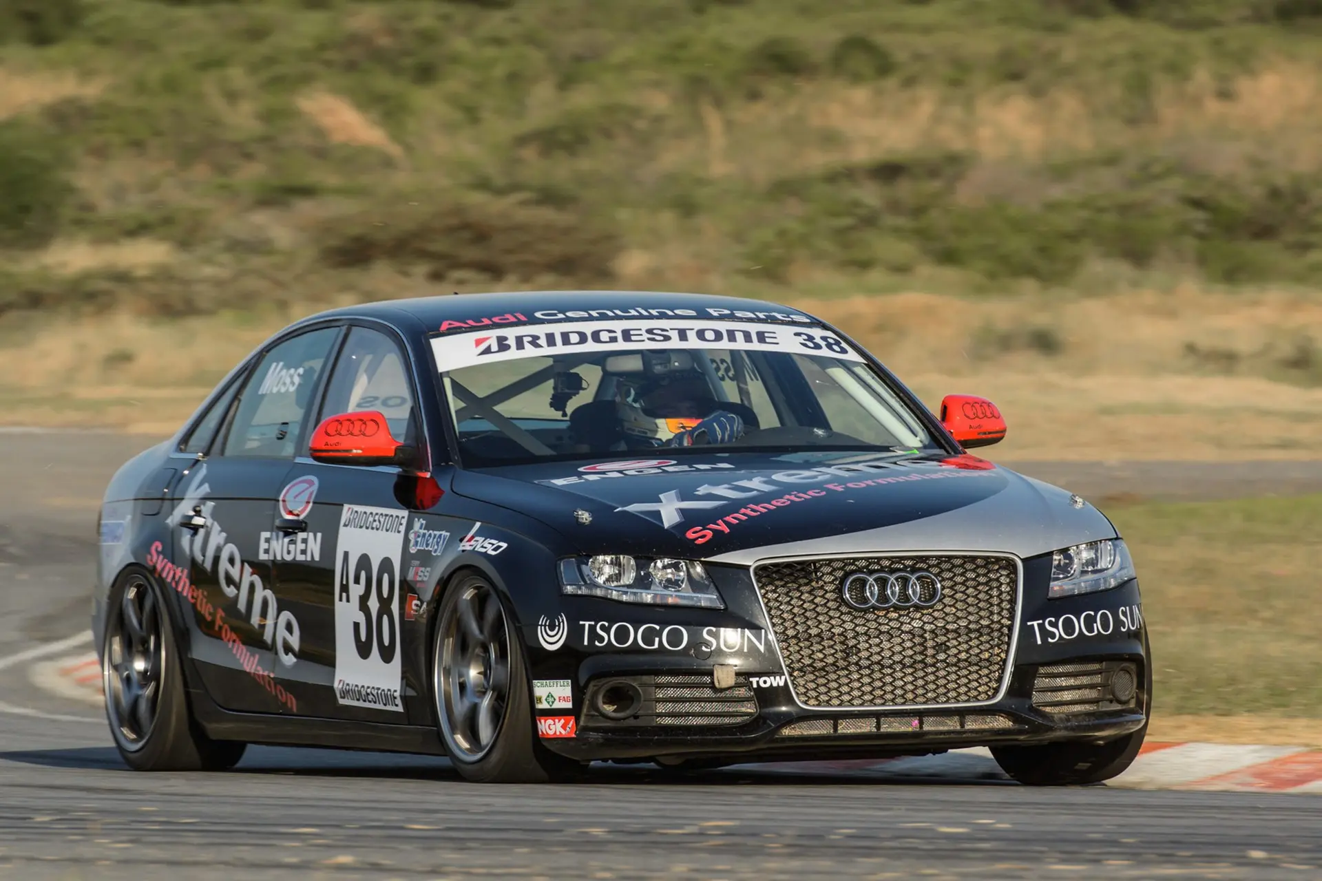 Engen_Xtreme_racers