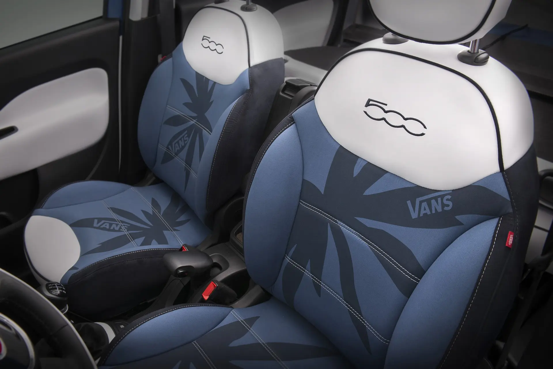 Fiat_500L-Seats