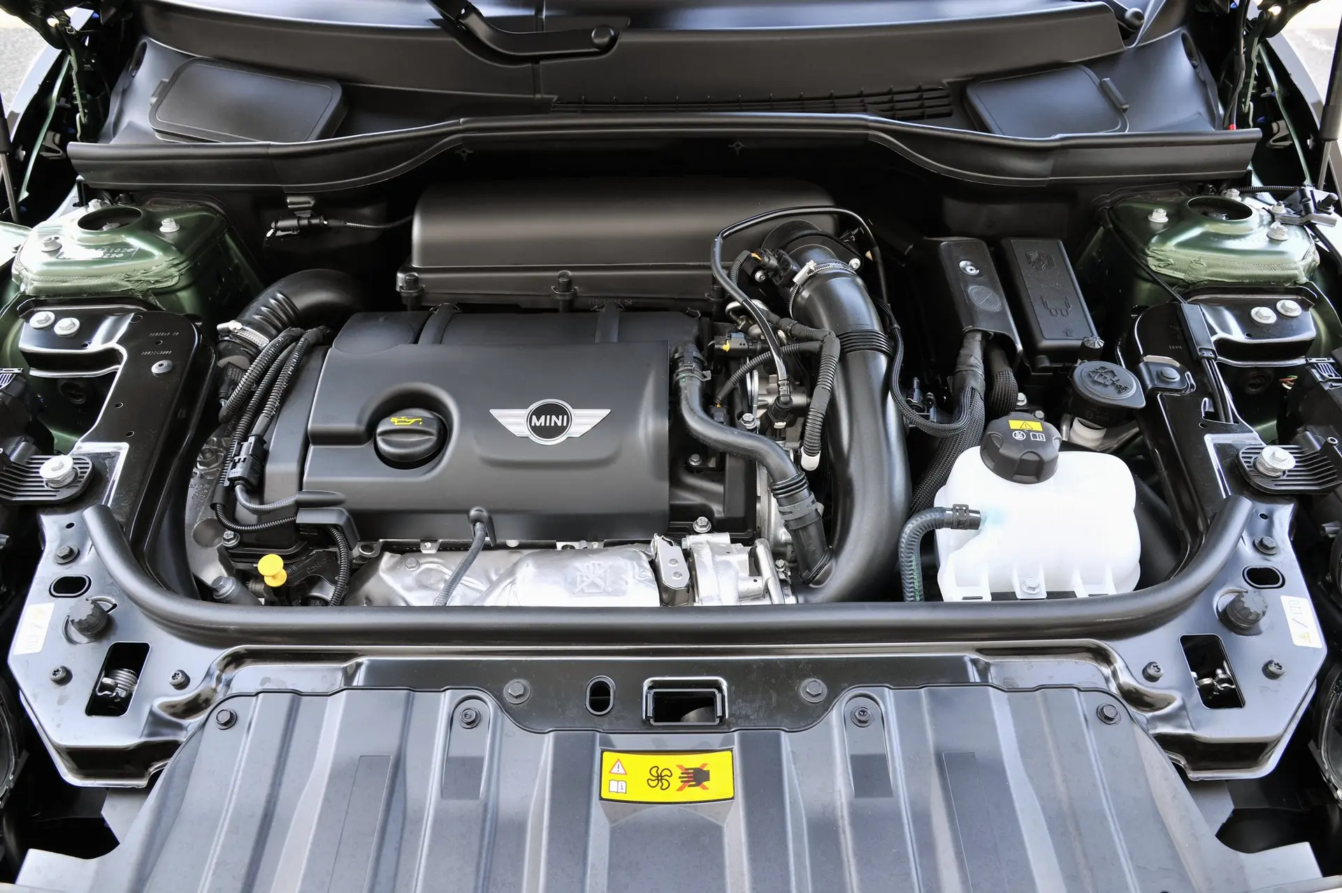 Mini-Countryman-Engine