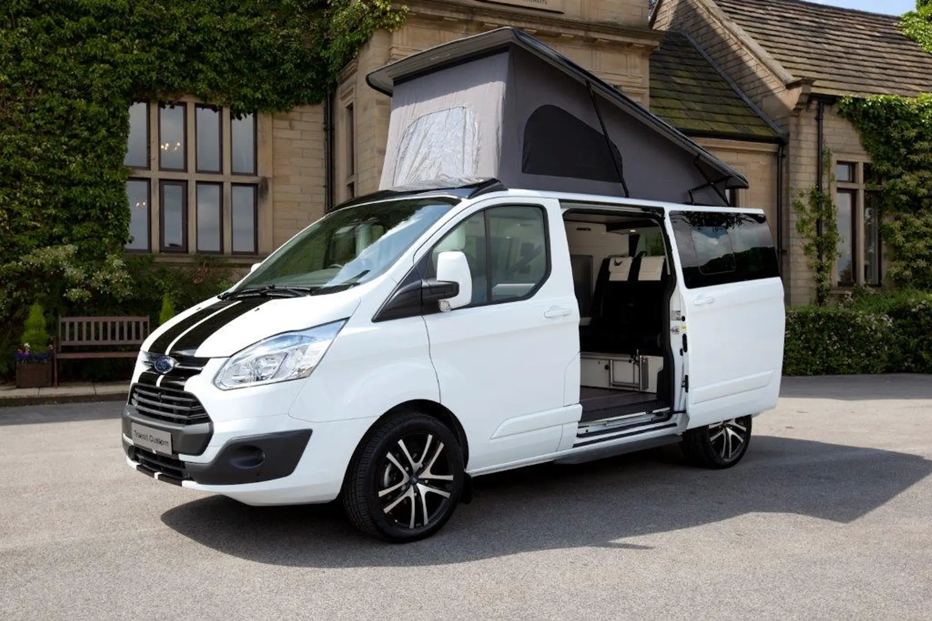 Ford-Campervan