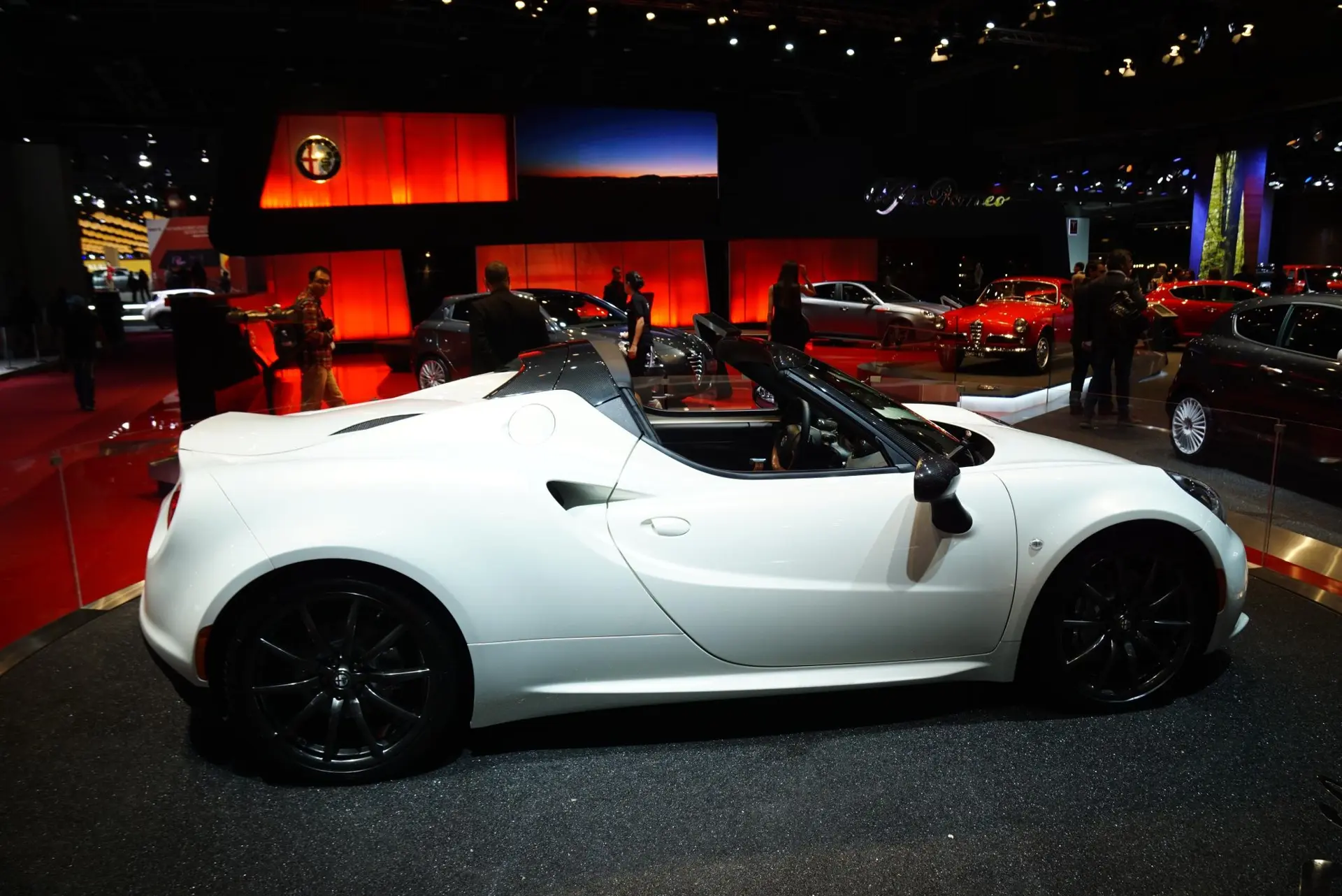 Alfa-Romeo-4C-Spider