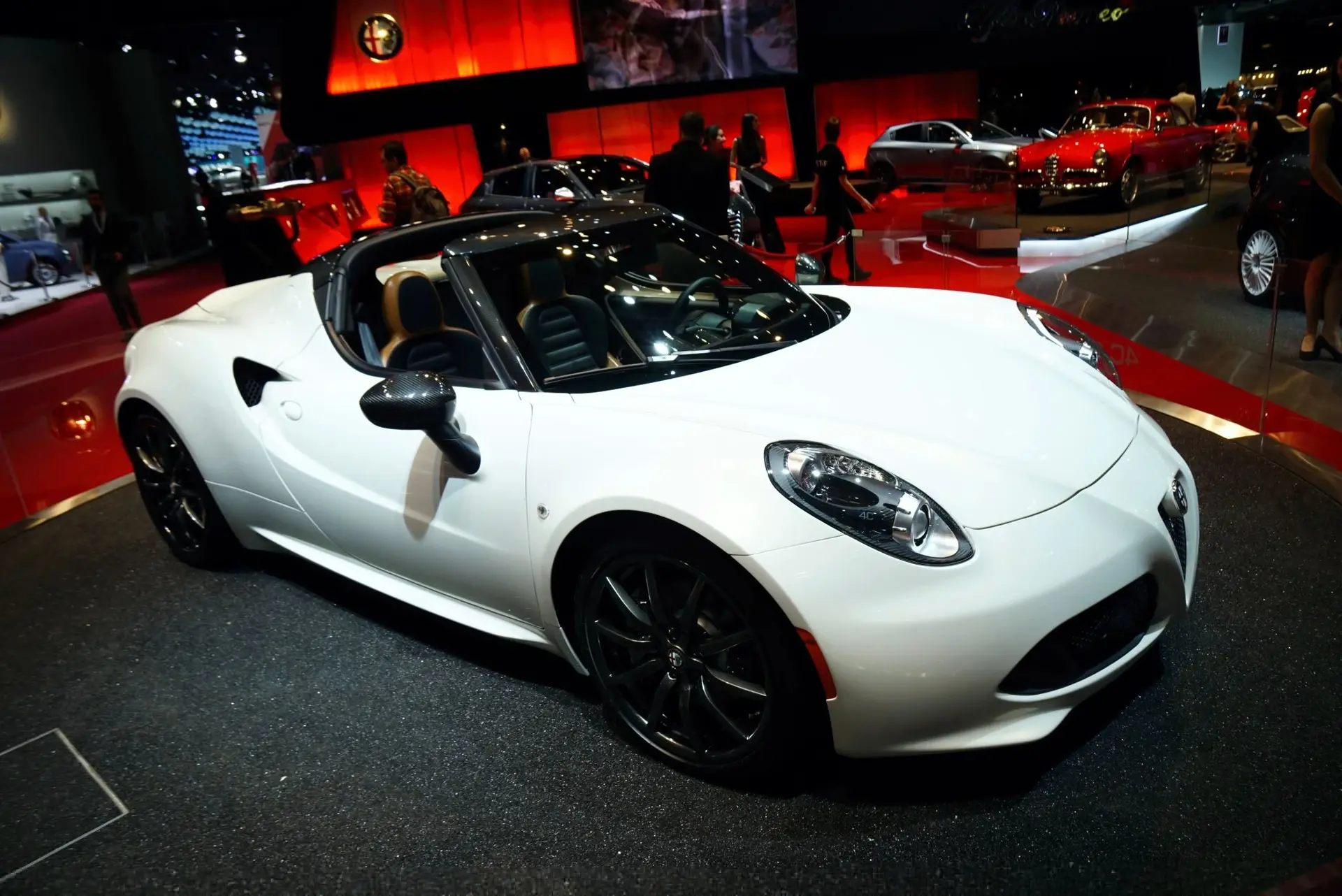 Alfa-Romeo-4C-Spider