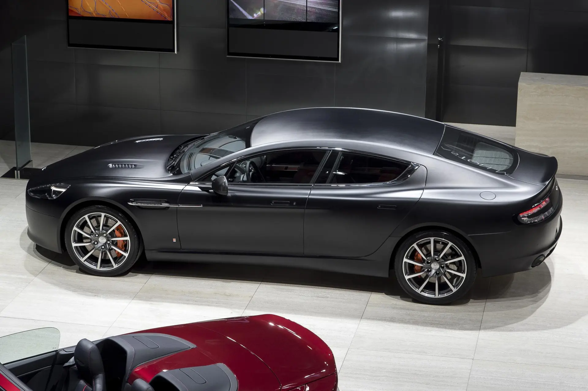 Aston-Martin-Rapide-S