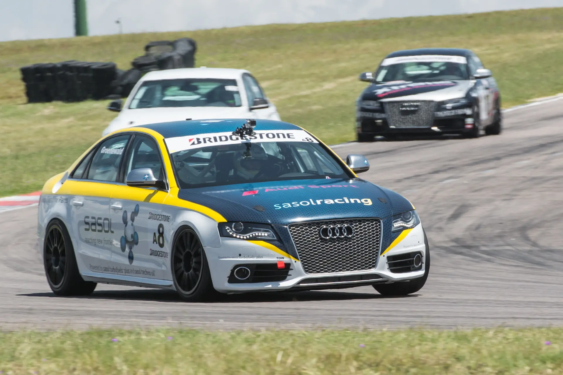 Audi-S4-quattro