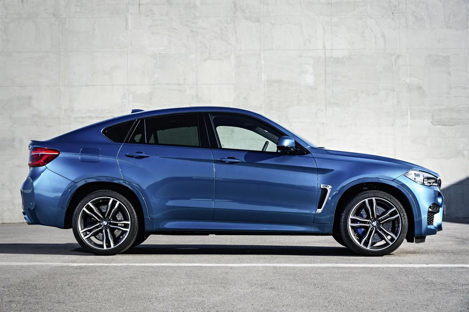 BMW-X5-2015