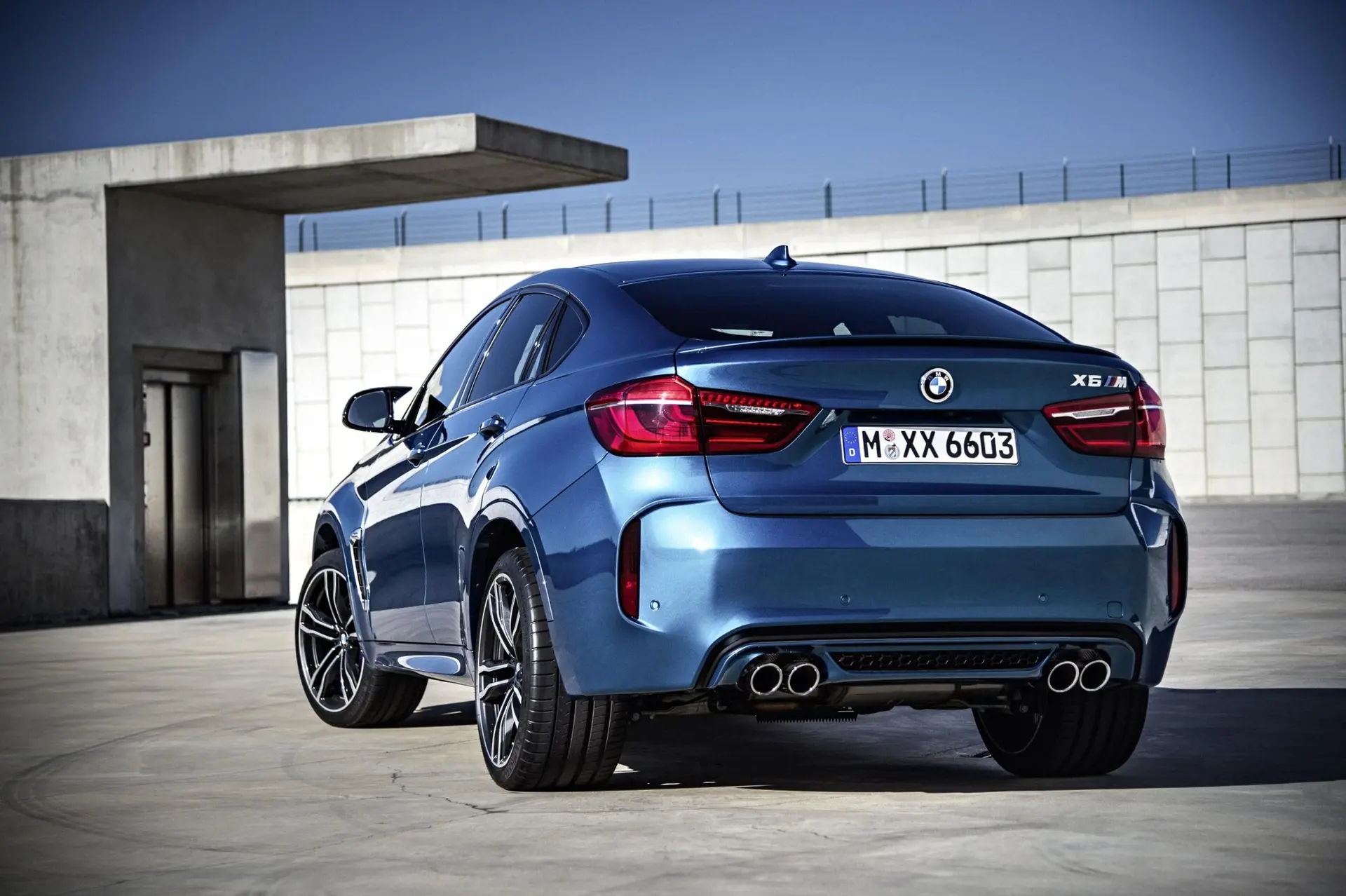 BMW-X5-Rearview
