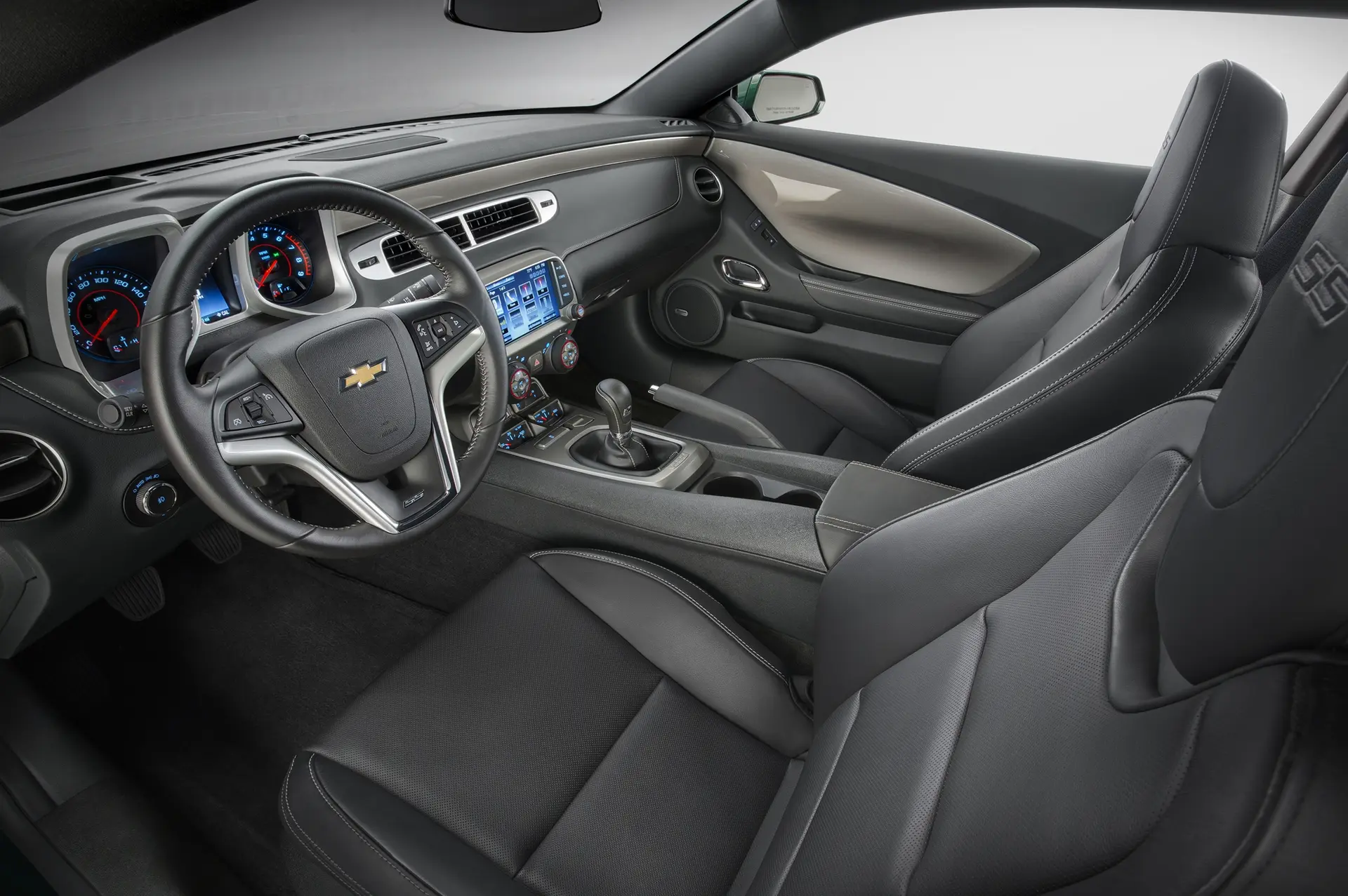 Chevrolet-Camaro-Interior