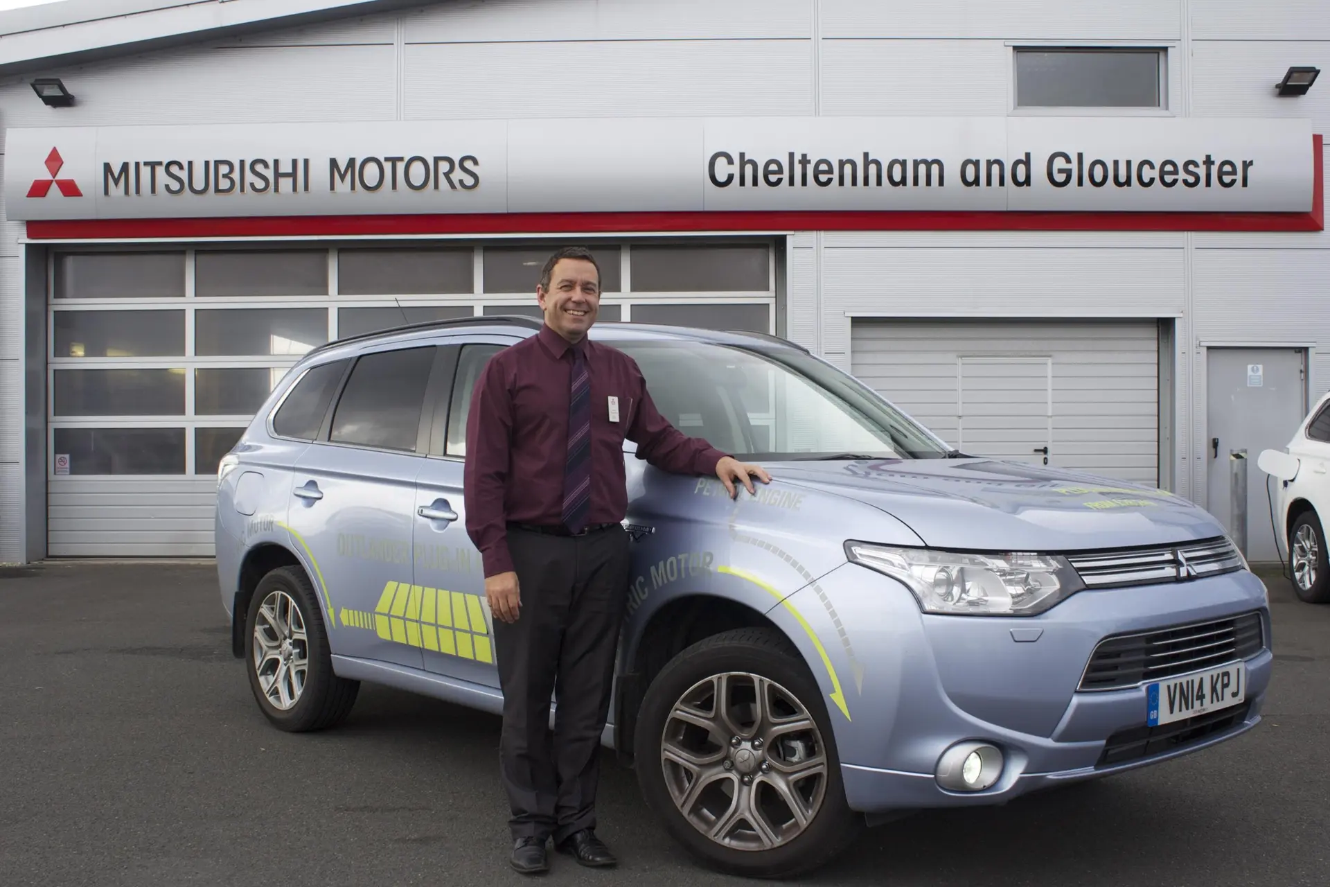 Mitsubishi-Dealership