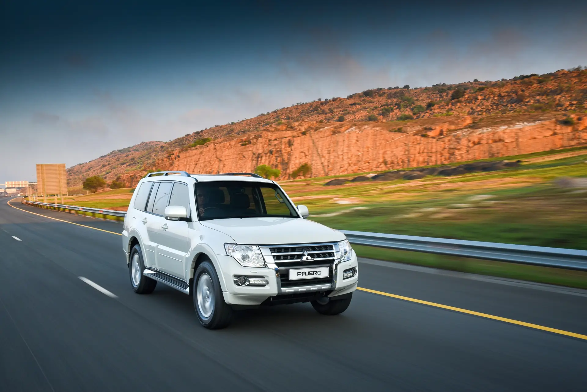 Mitsubishi-Pajero