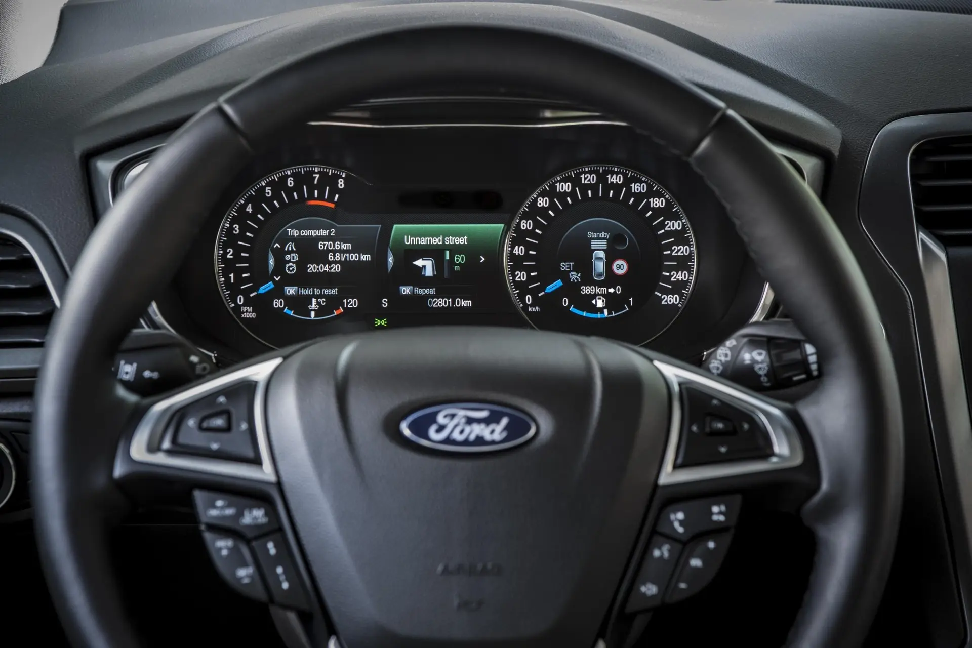 Mondeo_Interior
