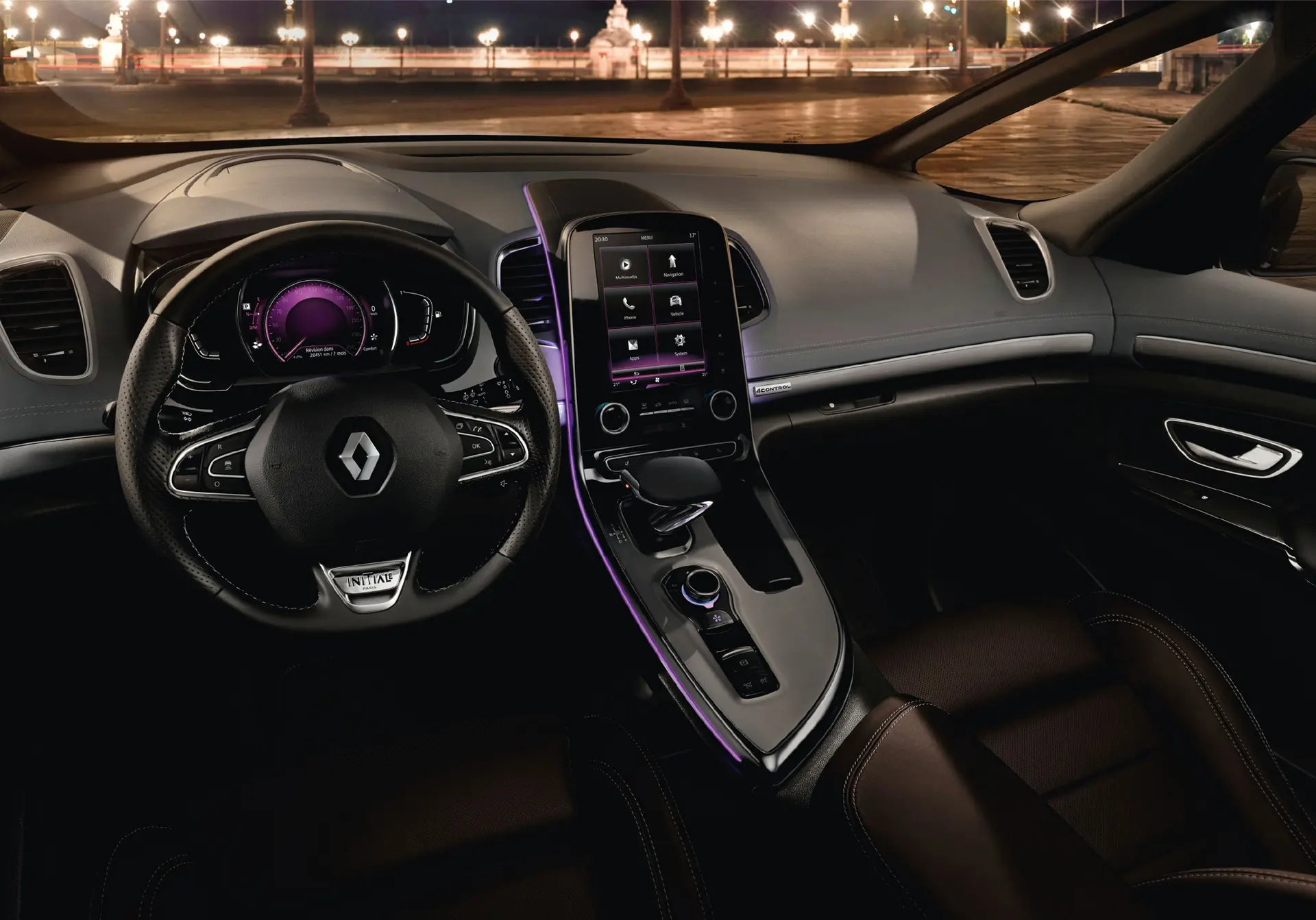 Renault-Espace-2014-Interior