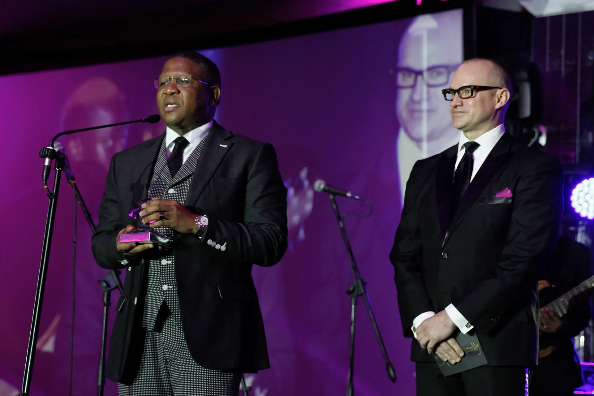 2014-Chevrolet-Feather-Awards