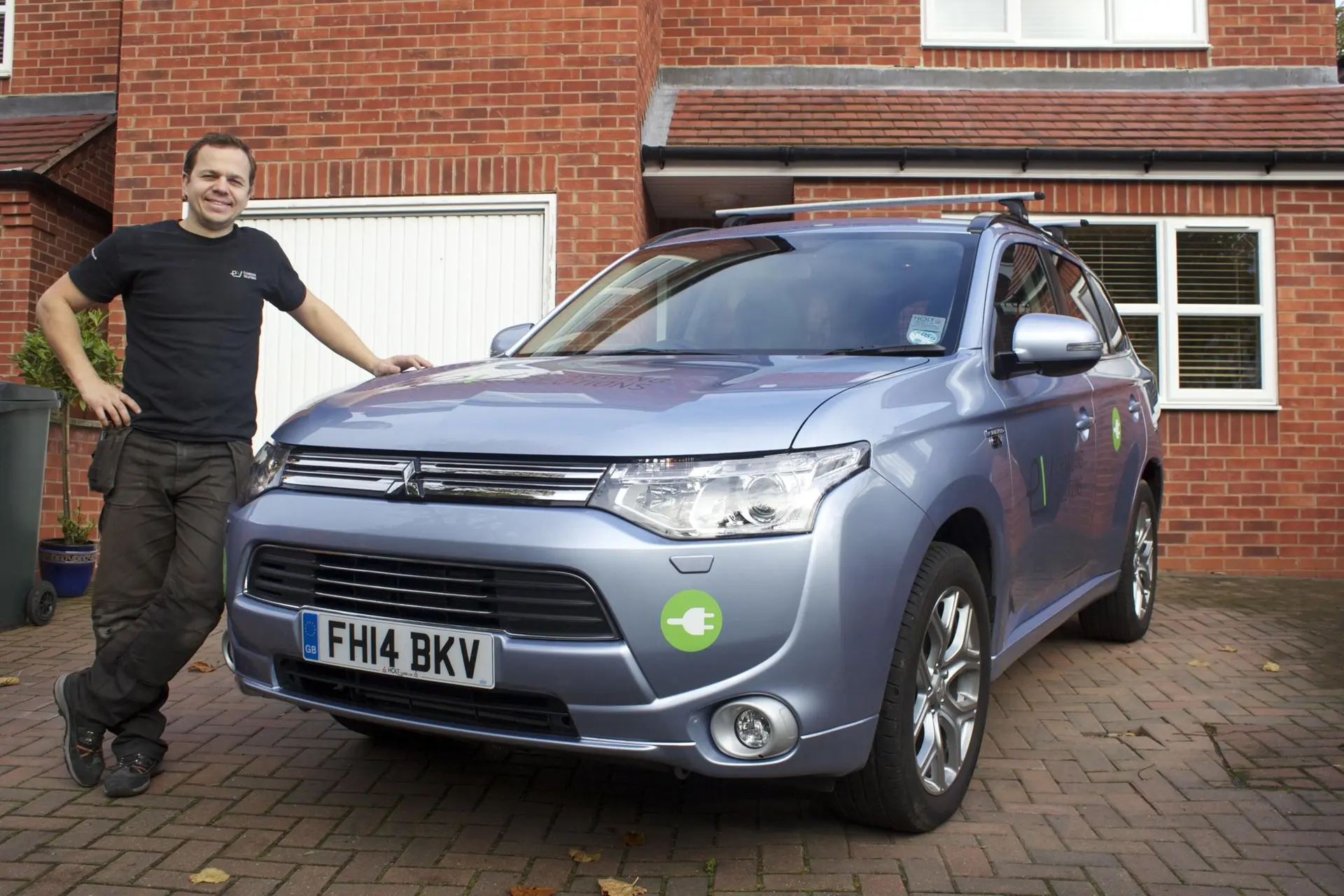 Mitsubishi-Outlander