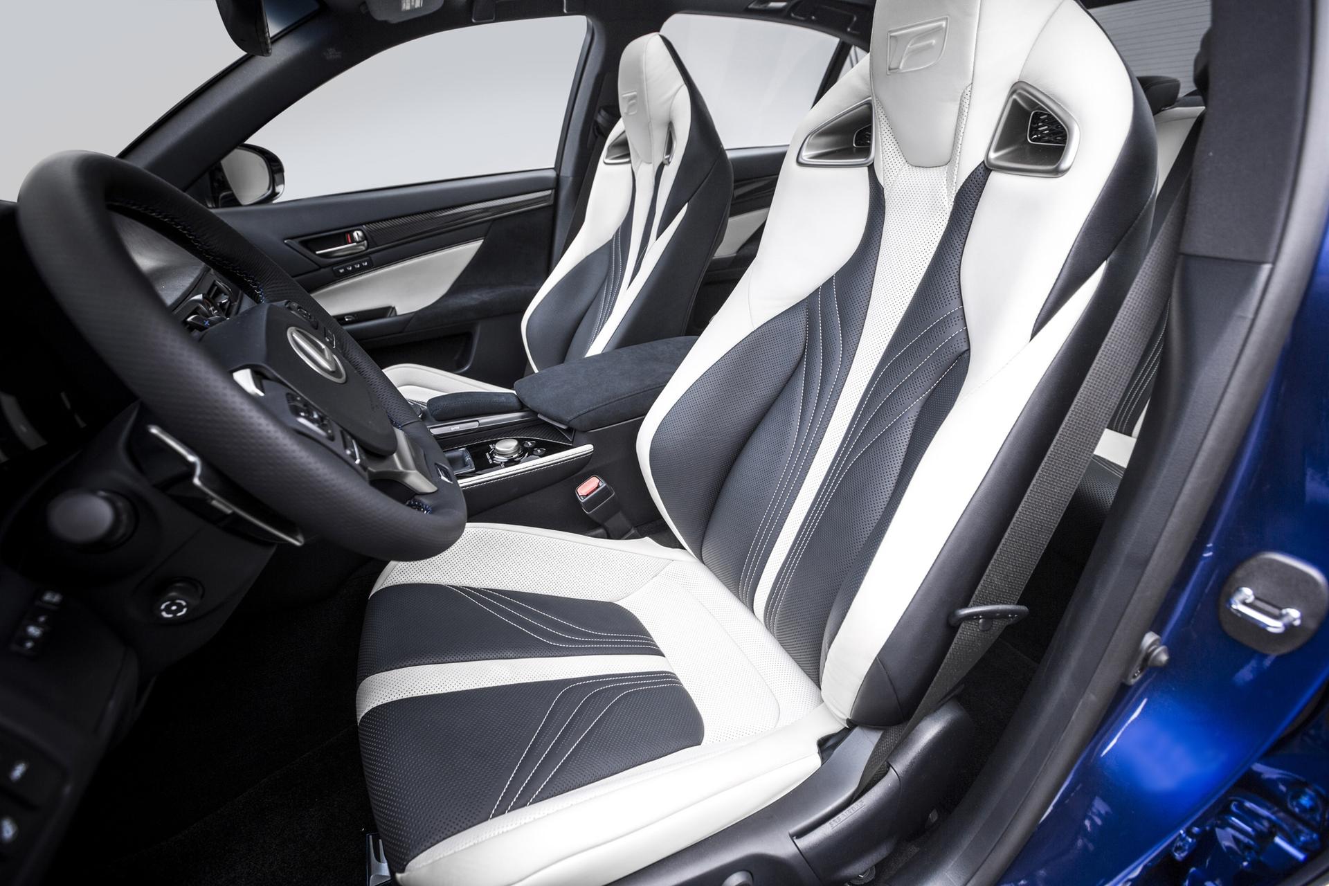 2016 Lexus GS F