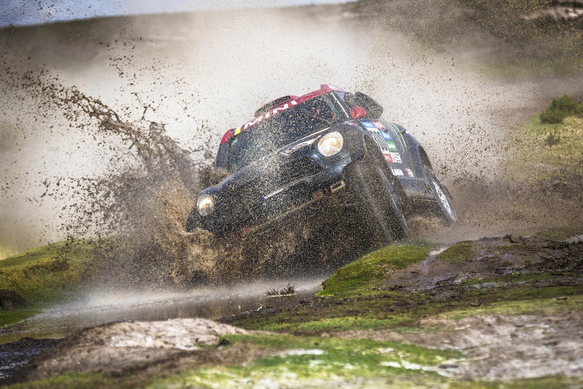 2015 Dakar Rally – Joan Nani Roma gets first stage win