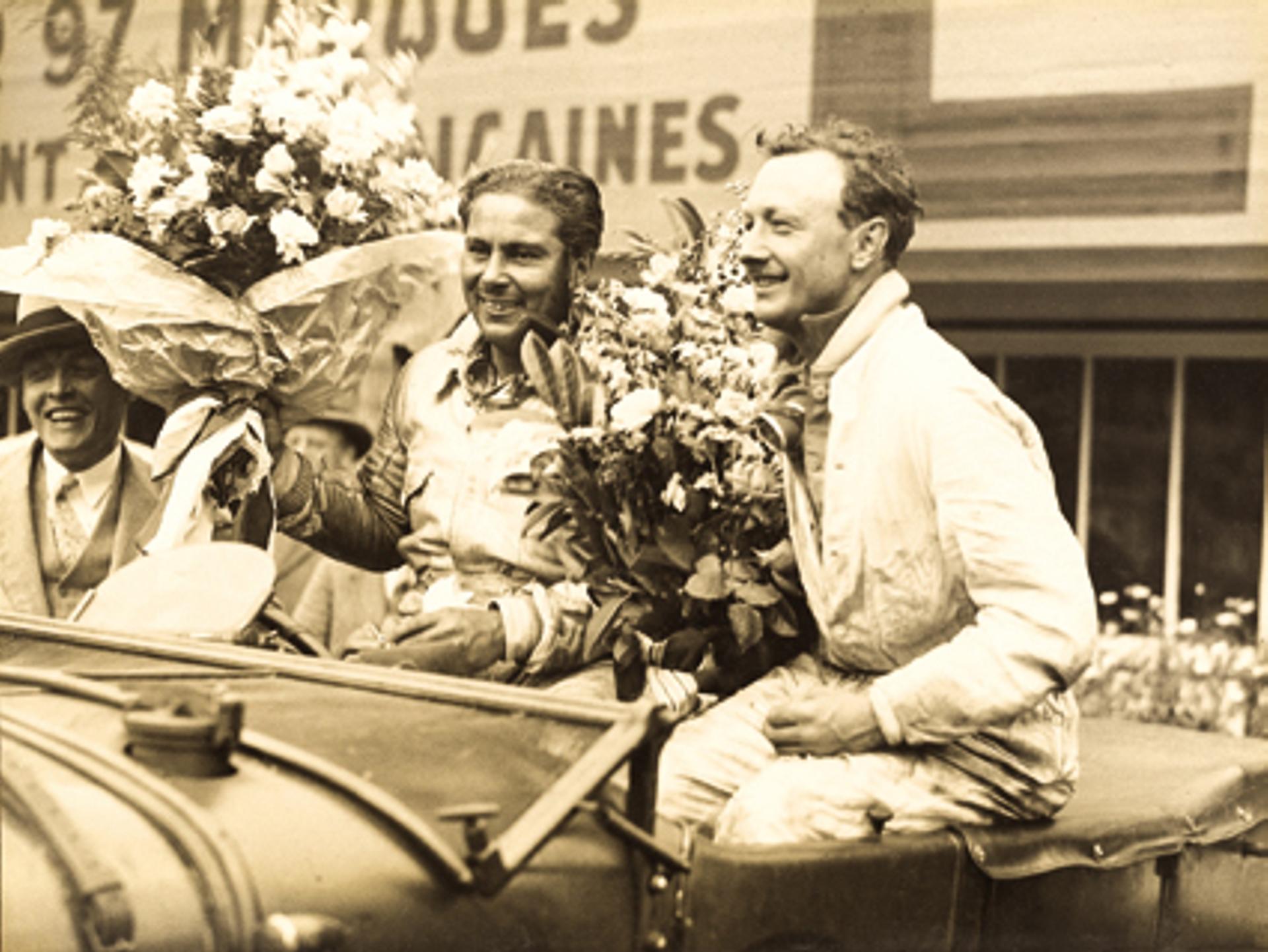 BENTLEY MARKS ANNIVERSARY WITH MILLE MIGLIA RUN