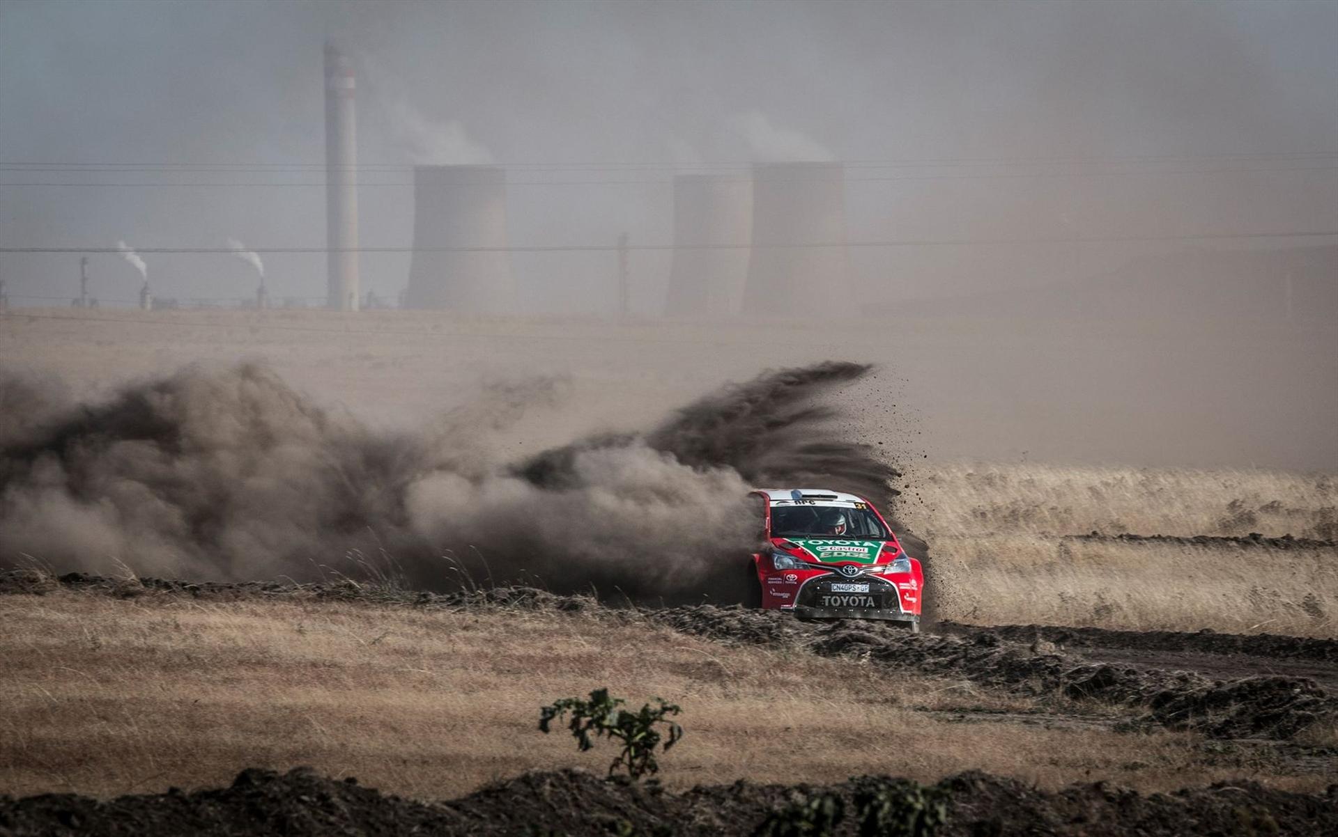 TOYOTA scores stunning second for Dakar king Giniel de Villiers on Secunda Motor Rally