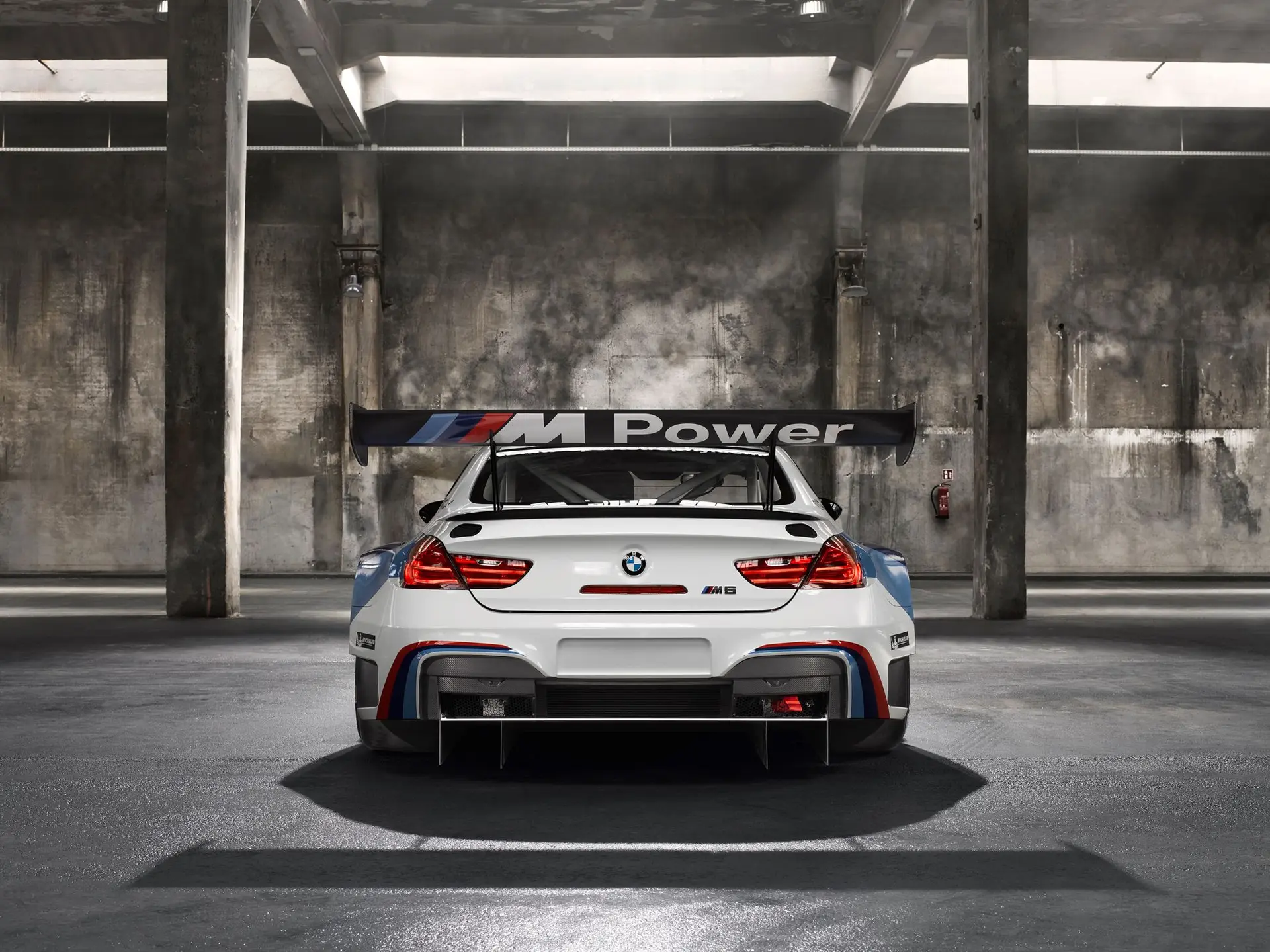 BMW-M6