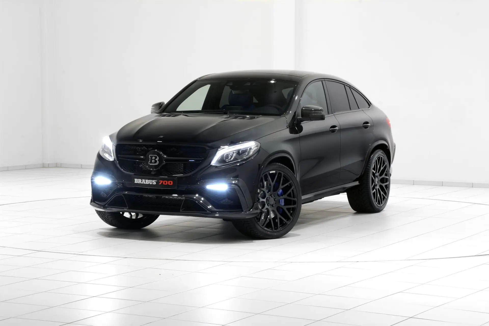Brabus-700