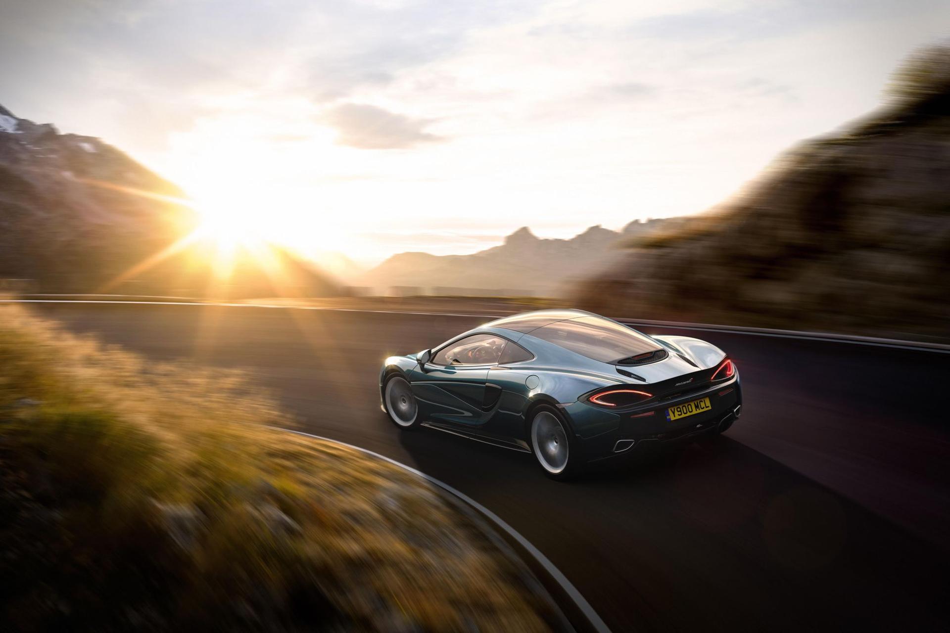 LONDON MOTOR SHOW 2016 – McLAREN 570GT UK Debut