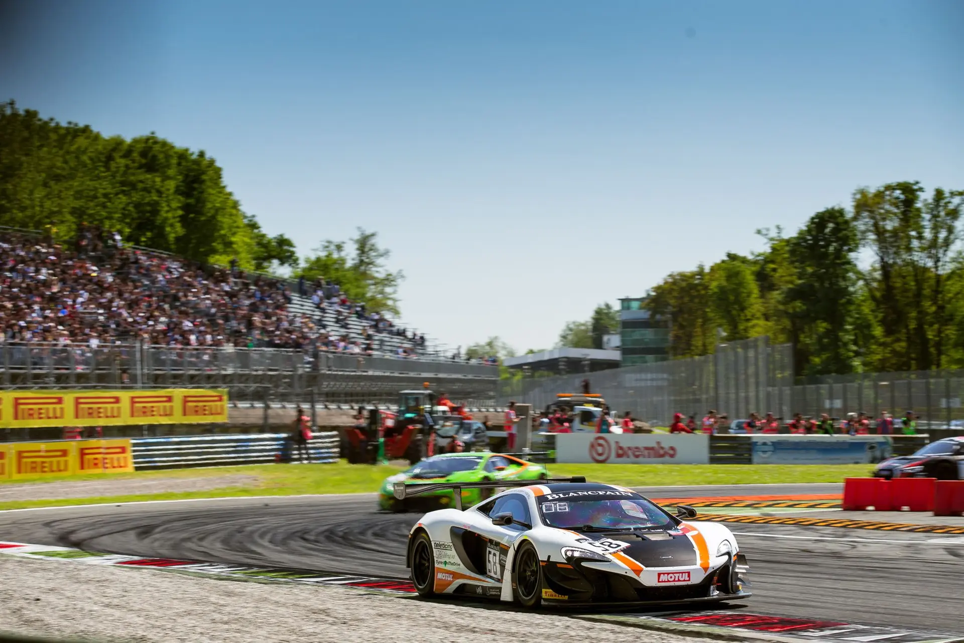 mclaren-race-car