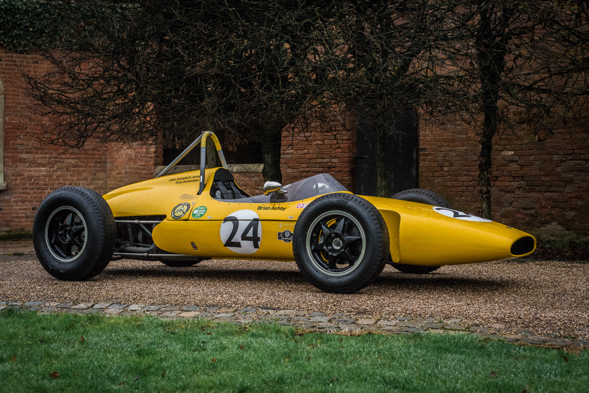 Silverstone Auctions Holds Top Postition In Autosport International Sale