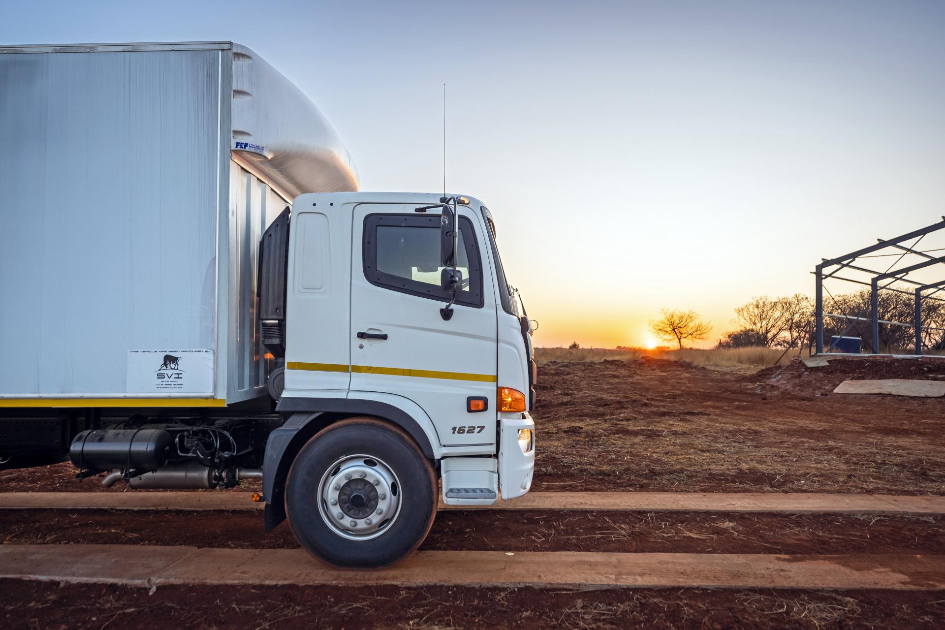 HINO TRUCKS TAKES PLATINUM AWARD IN DEALER SATISFACTION INDEX