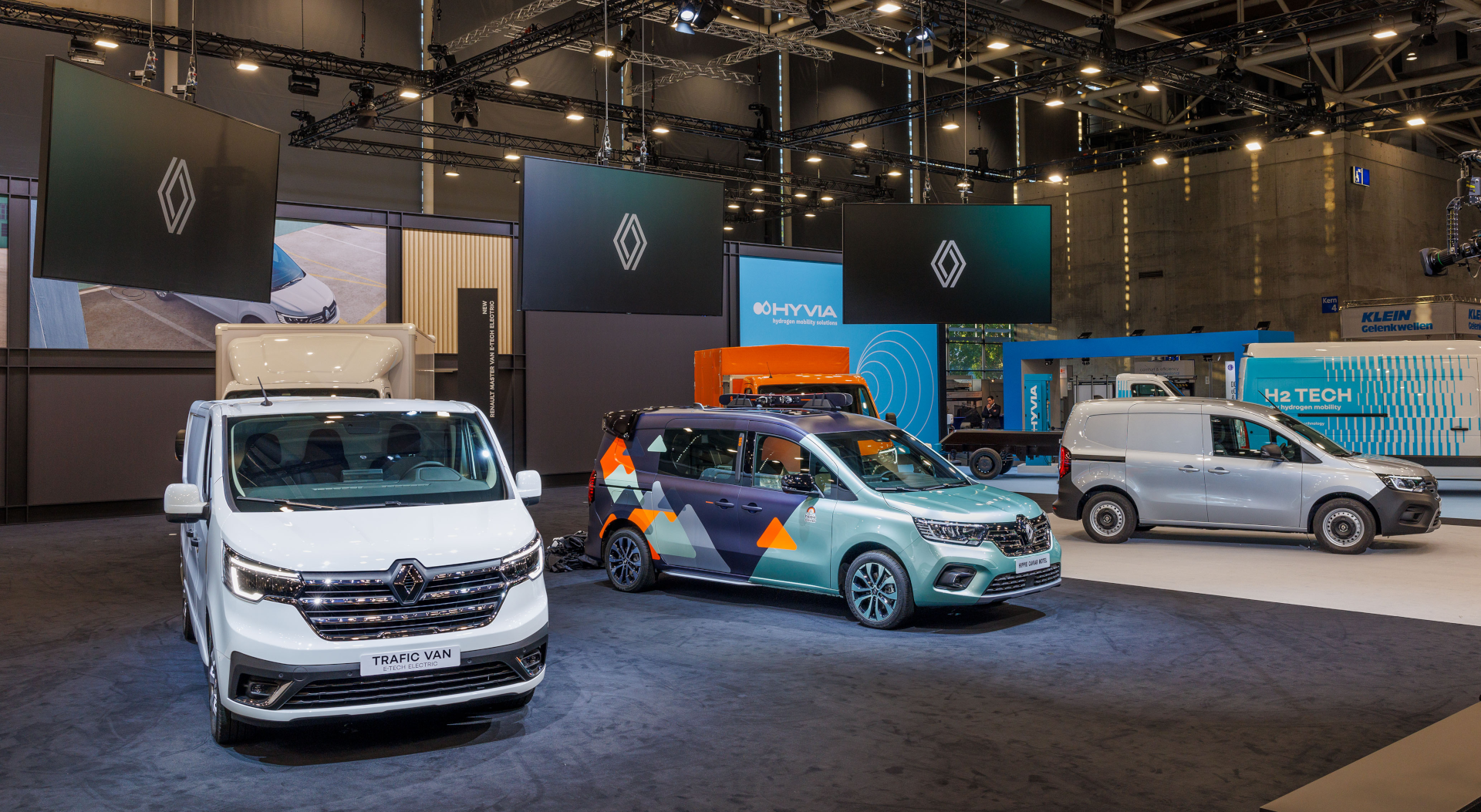 Hannover – Renault electrifies IAA Transportation Motorshow