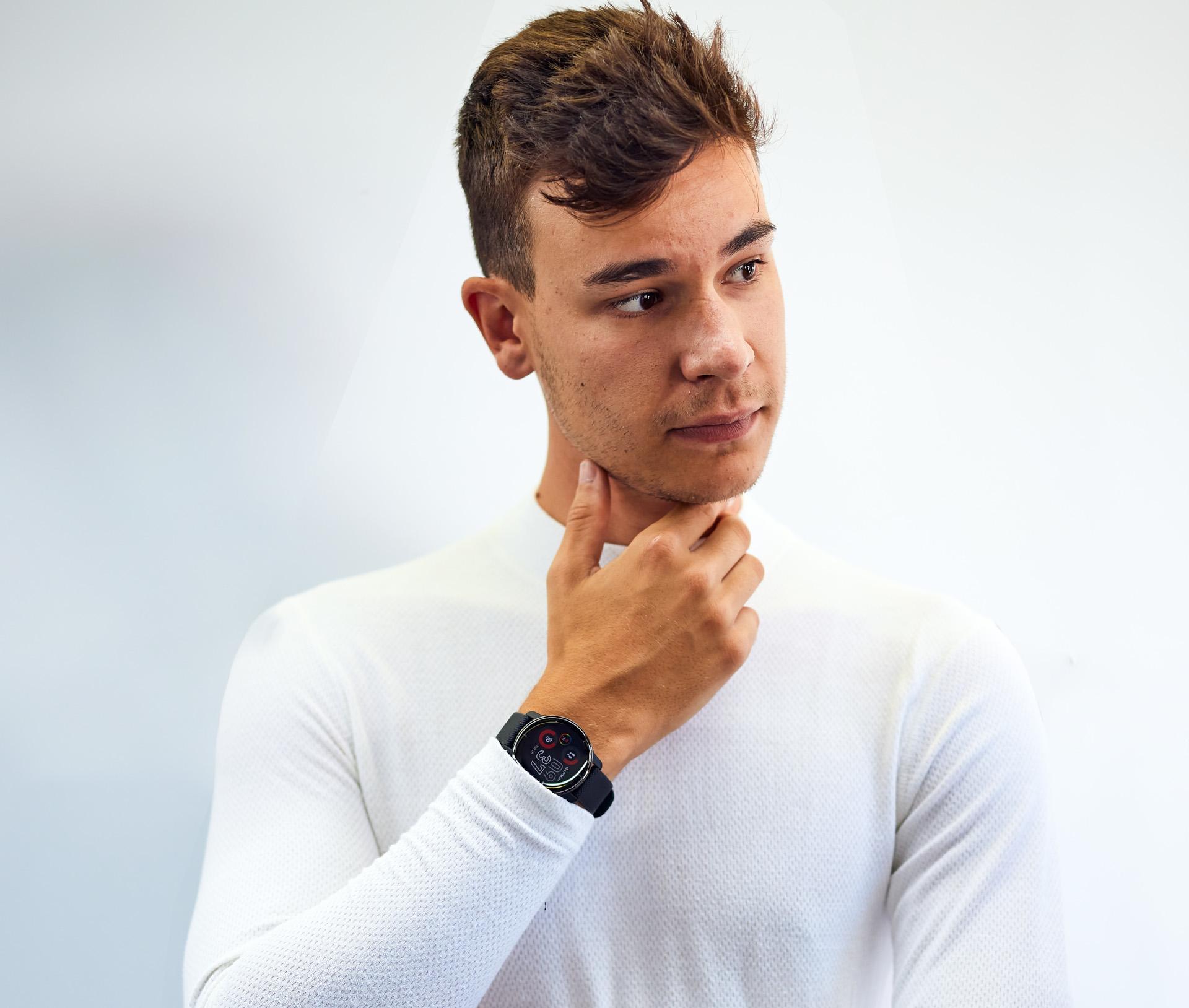 Sheldon Van Der Linde joins Jaguar TCS Racing