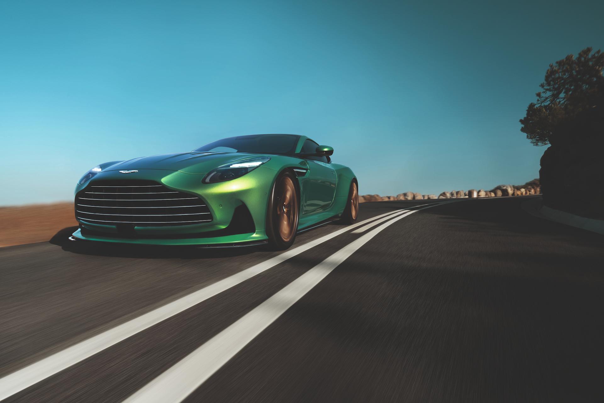 Aston Martin DB12