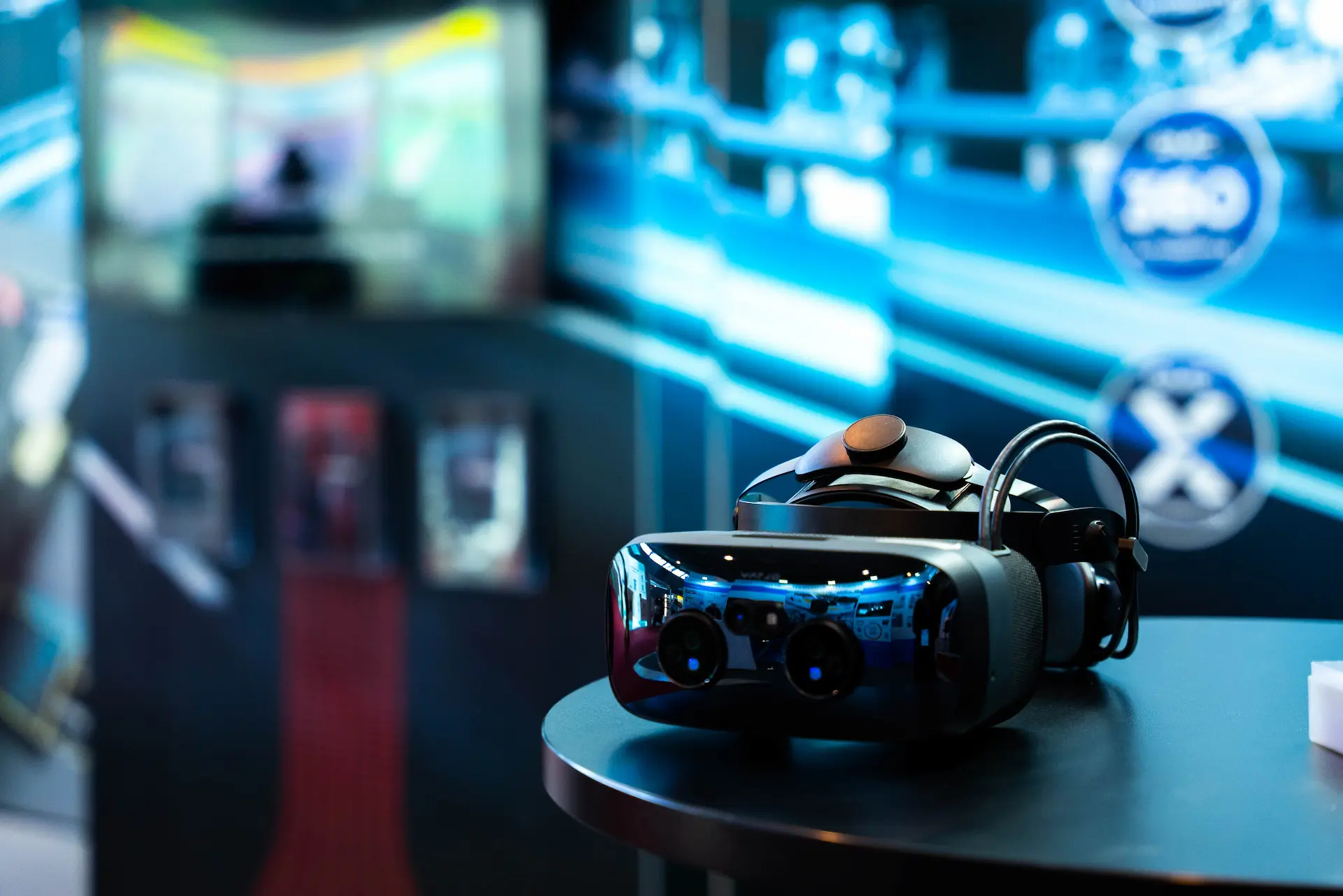 Dynisma To Showcase Pinnacle Of Simulator Technology Headset