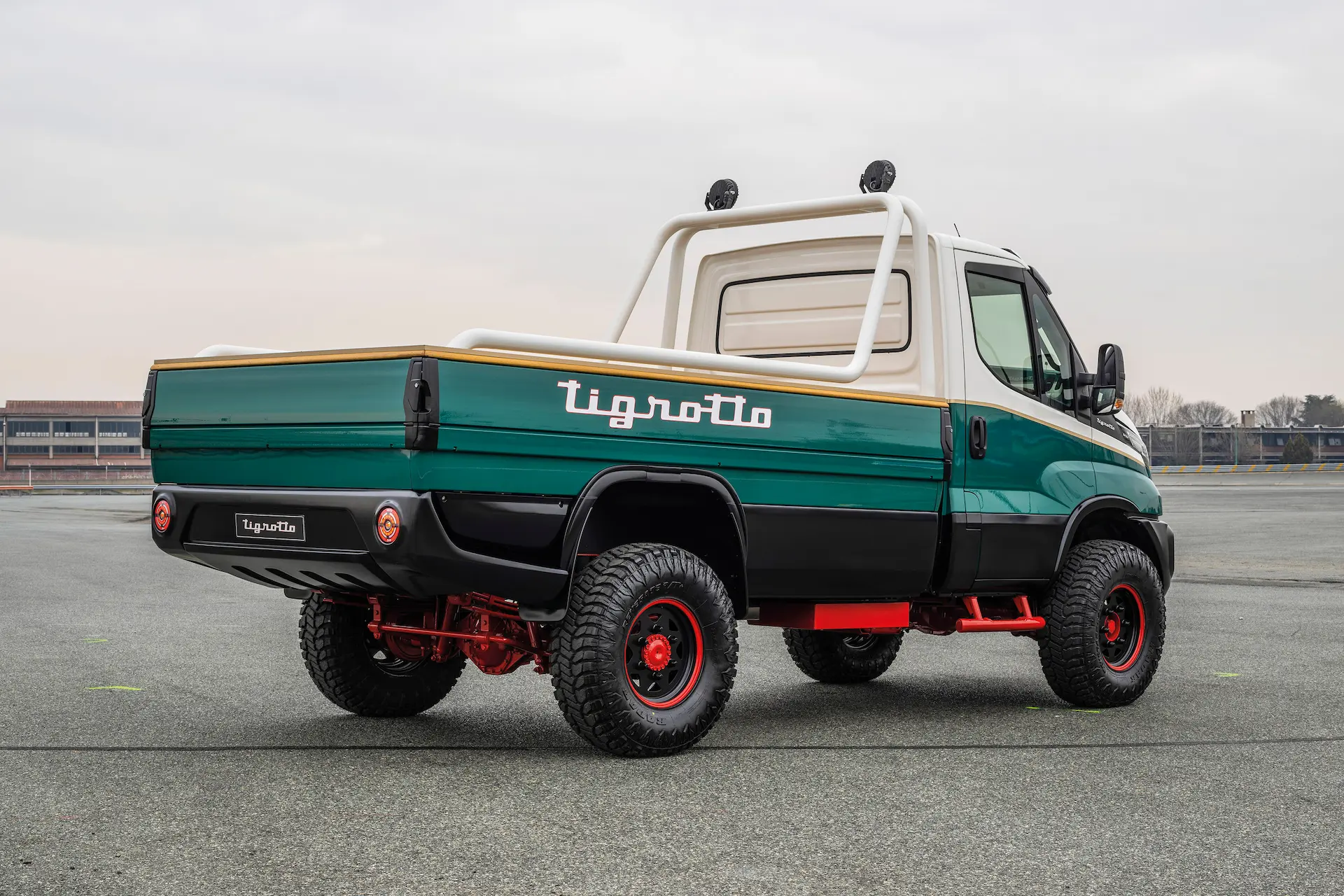 Iveco Daily 4x4 Tigrotto Rear