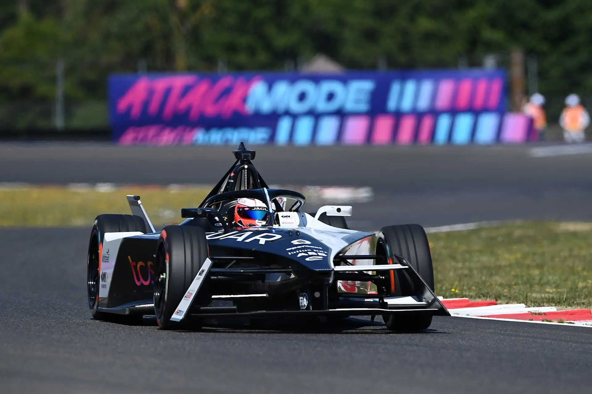 Jaguar Tcs Racing Pulls Back Points In Portland In Dramatic Climb 1