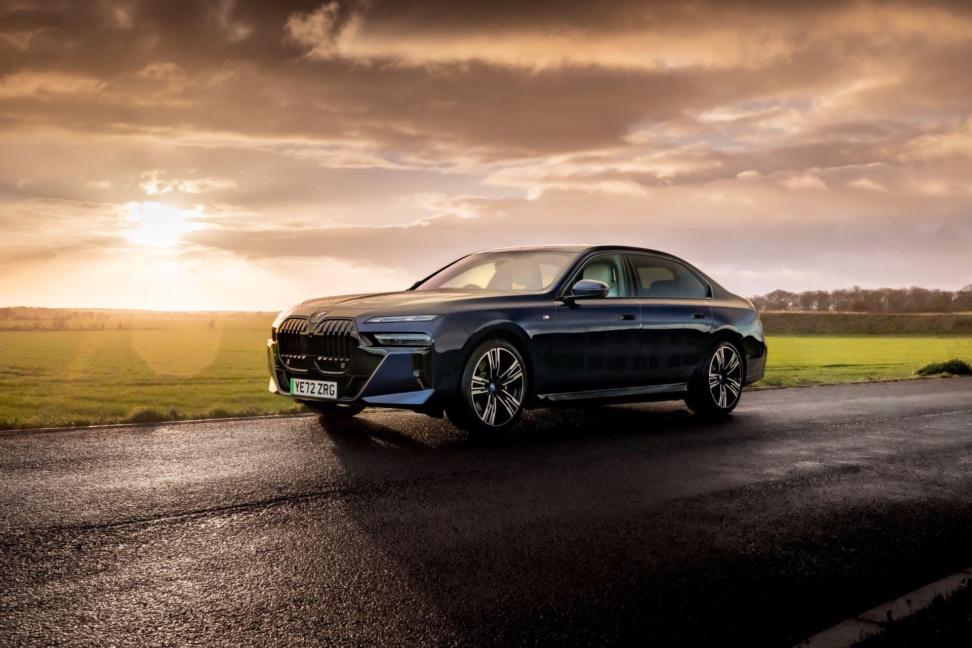 BMW Group UK celebrates success at What Car? Electric Car Awards 2023