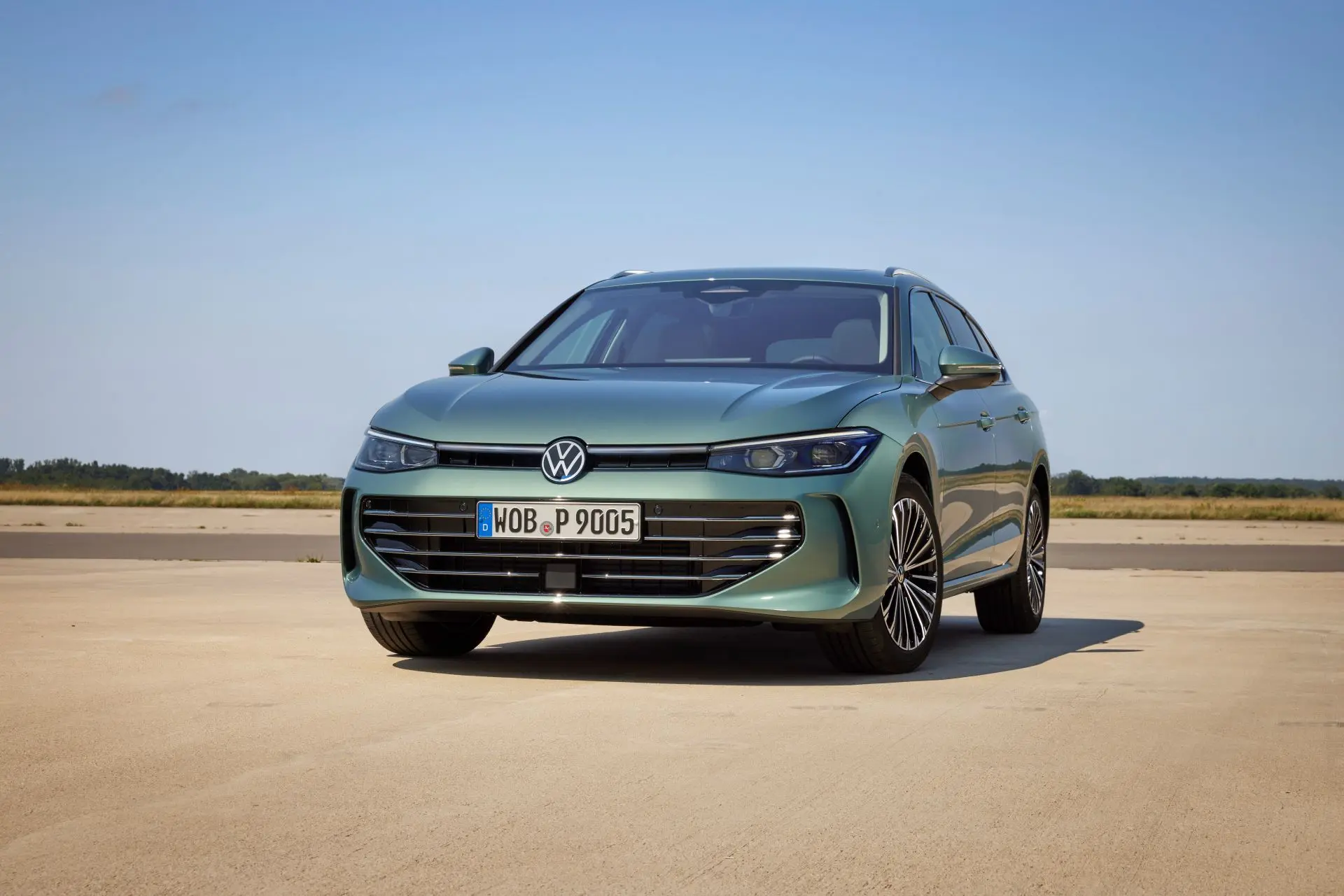 World Premiere Of The All New Volkwagen Passat Estate 1