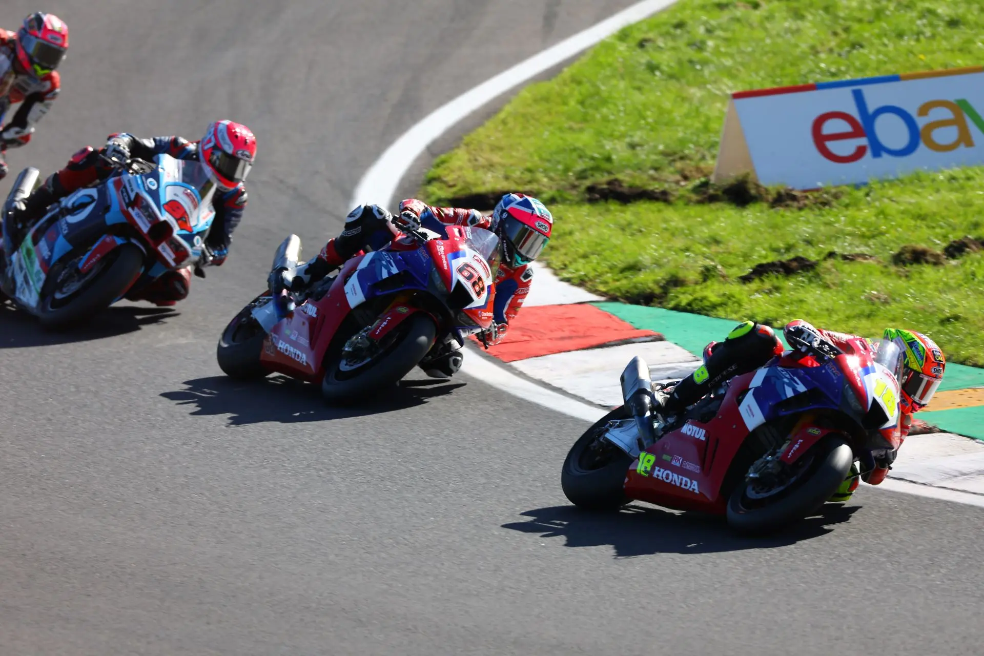 Honda Racing Rounds Out The Year With A Brace Of Point Scoring Rides For Tom Neave 1