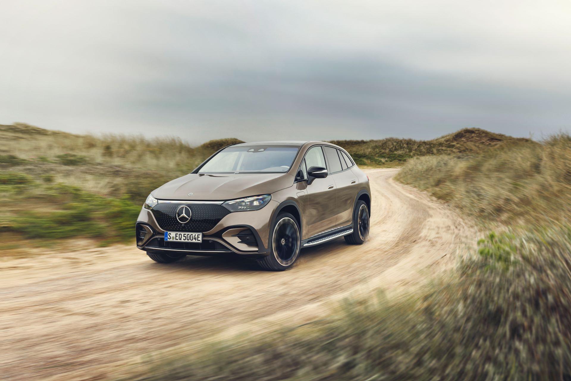 Special rating for assistance systems: top marks for Mercedes-Benz E-Class and EQE SUV from Euro NCAP