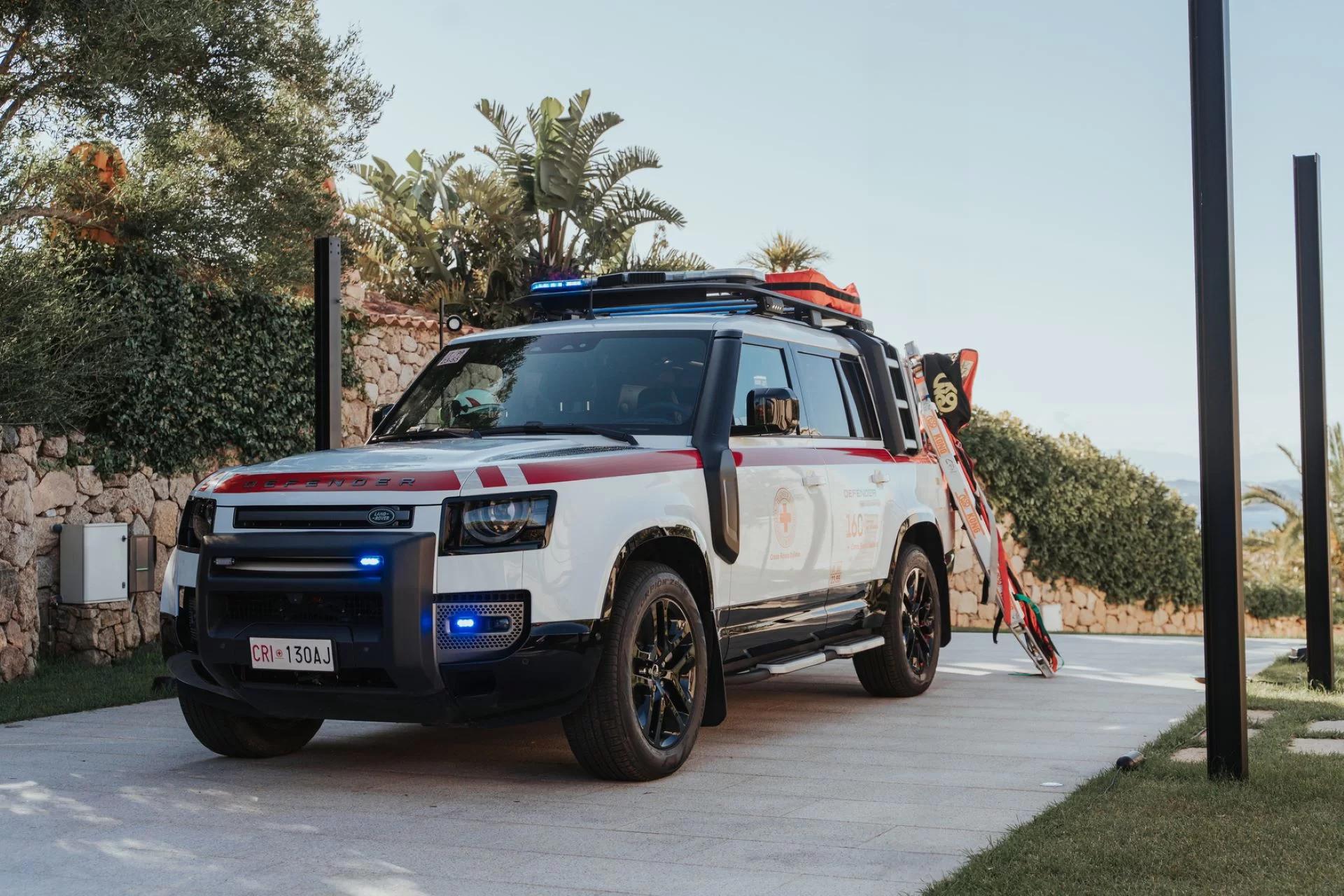 From Dubai to Disaster Zones: Defender’s 70-Year Legacy with the Red Cross