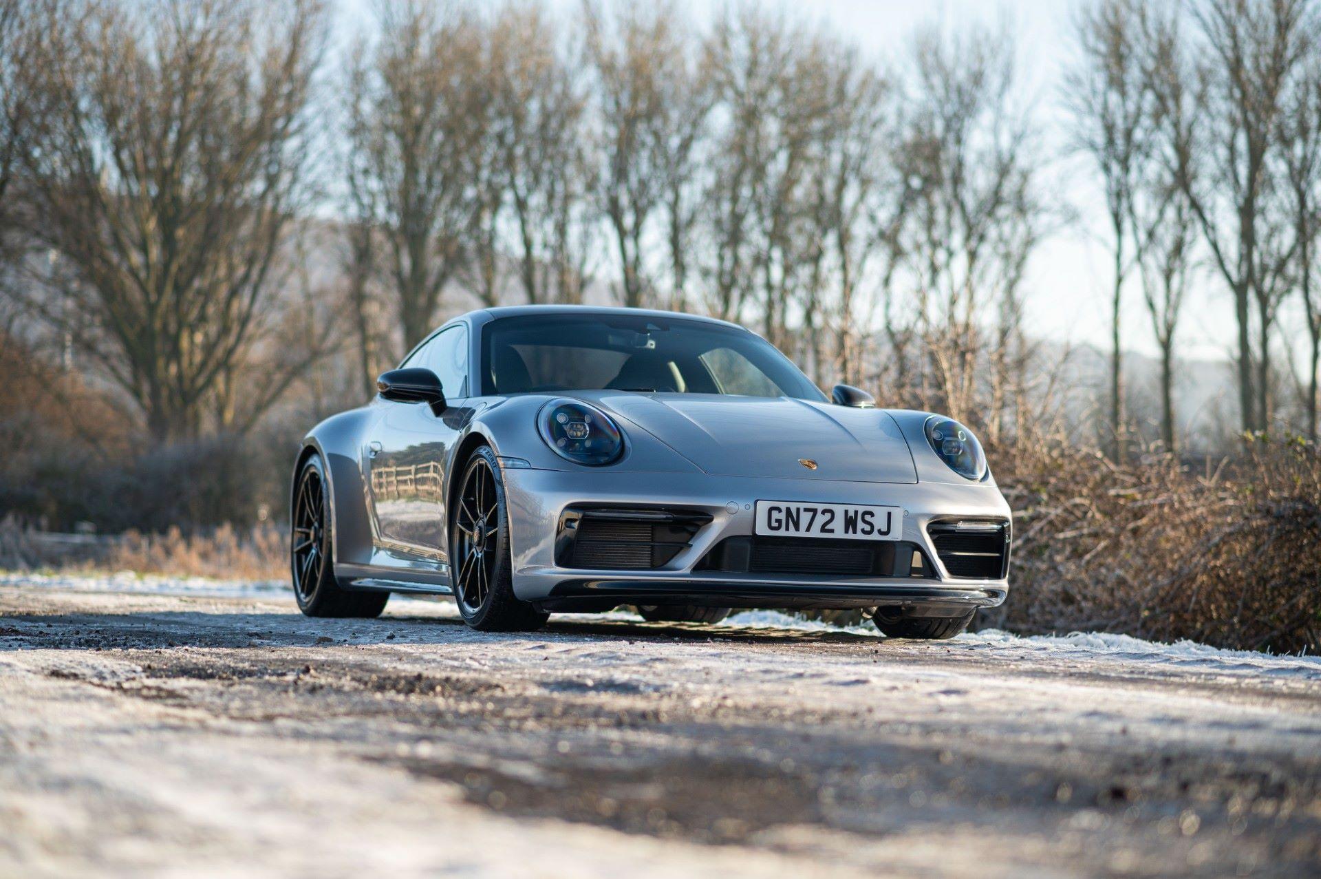 Hampson Auctions’ Inaugural Marketplace Sale: A New Era for Supercar and Motorcycle Enthusiasts