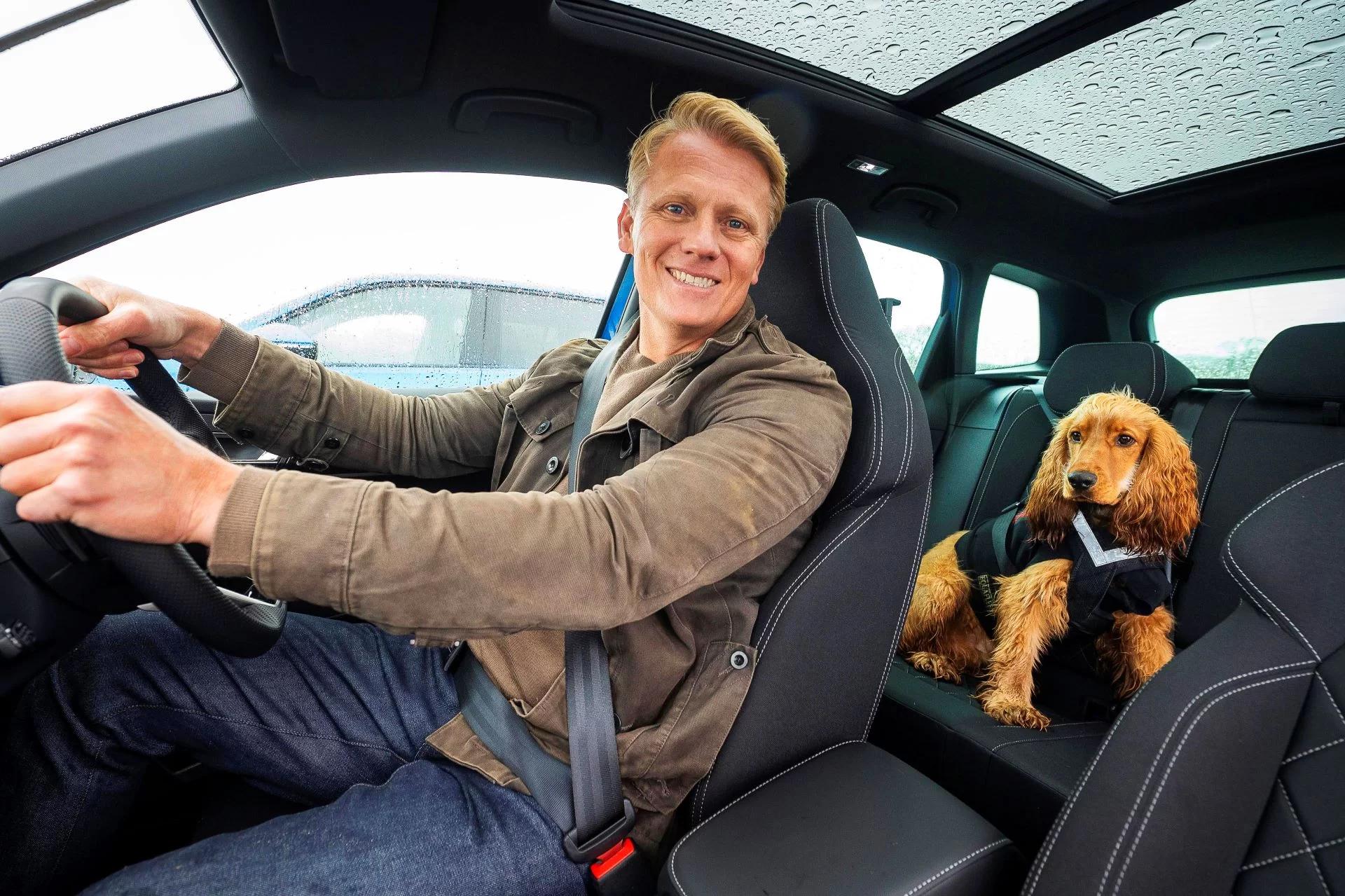 Škoda Study Shows Electric Cars Help Reduce Dogs’ Travel Anxiety