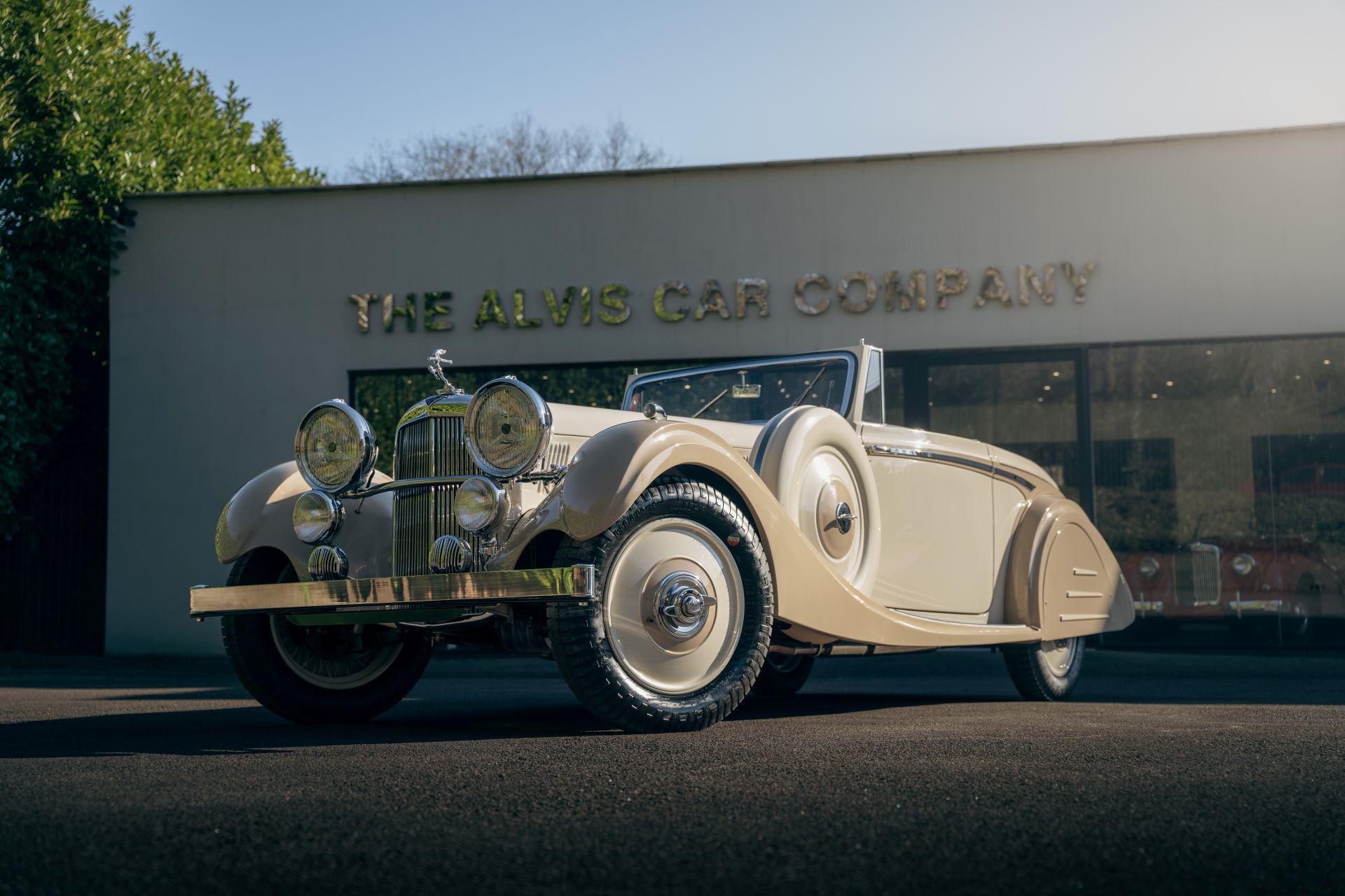 Time-Honoured Elegance Reborn: Alvis Unveils the 2025 Lancefield Continuation Car at Automobile Council Japan