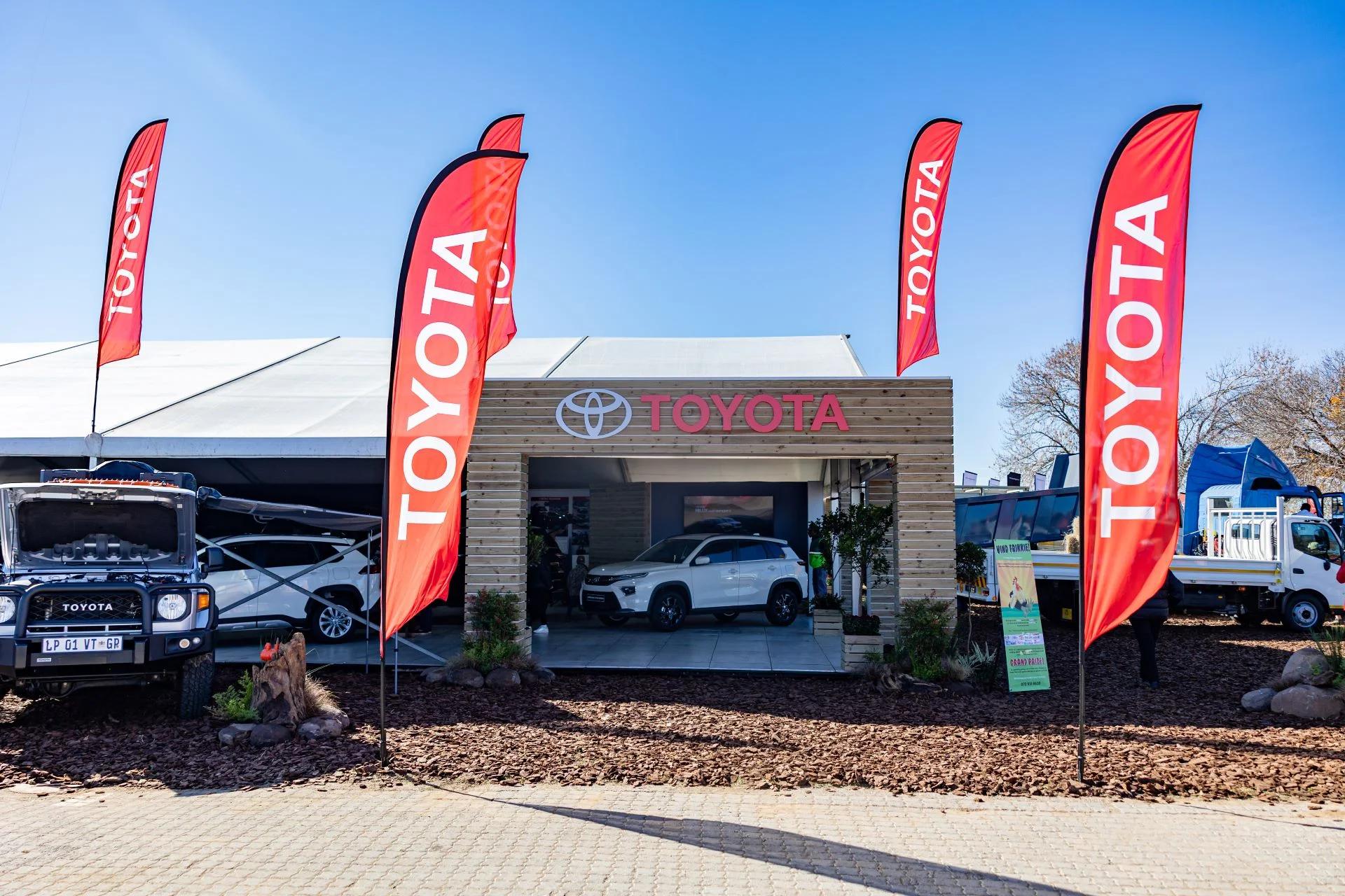 Toyota Celebrates Innovation and Agriculture at 2025 NAMPO Harvest Day