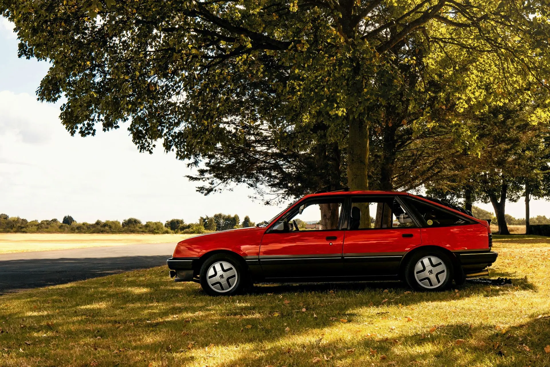 Driving Toward A Greener Legacy How Classic Car Emissions Are Falling Despite A Surge In Popularity 1
