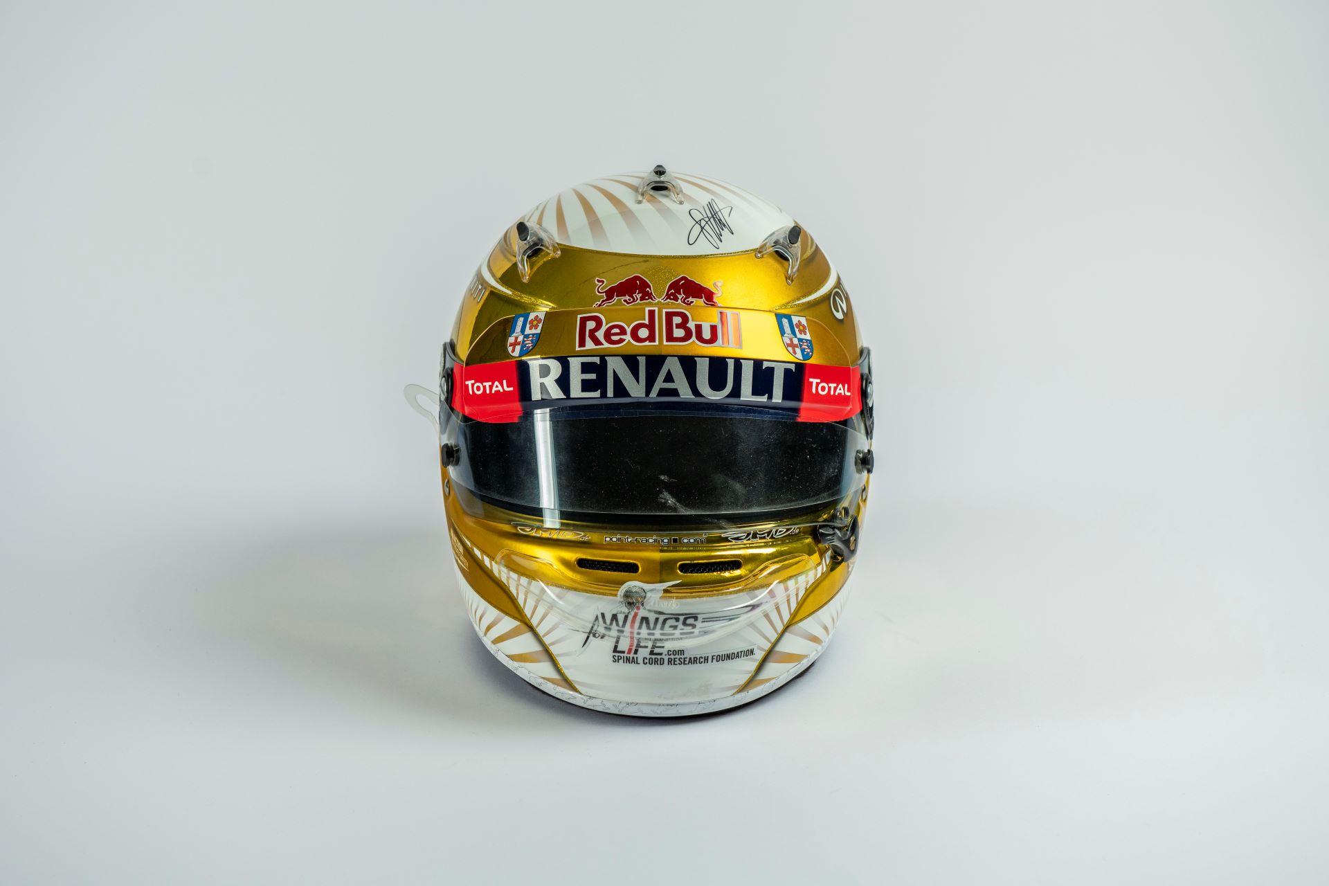 Broad Arrow Auctions Launches Fall Memorabilia Online Auction Featuring Formula One Legends and Charity Lots