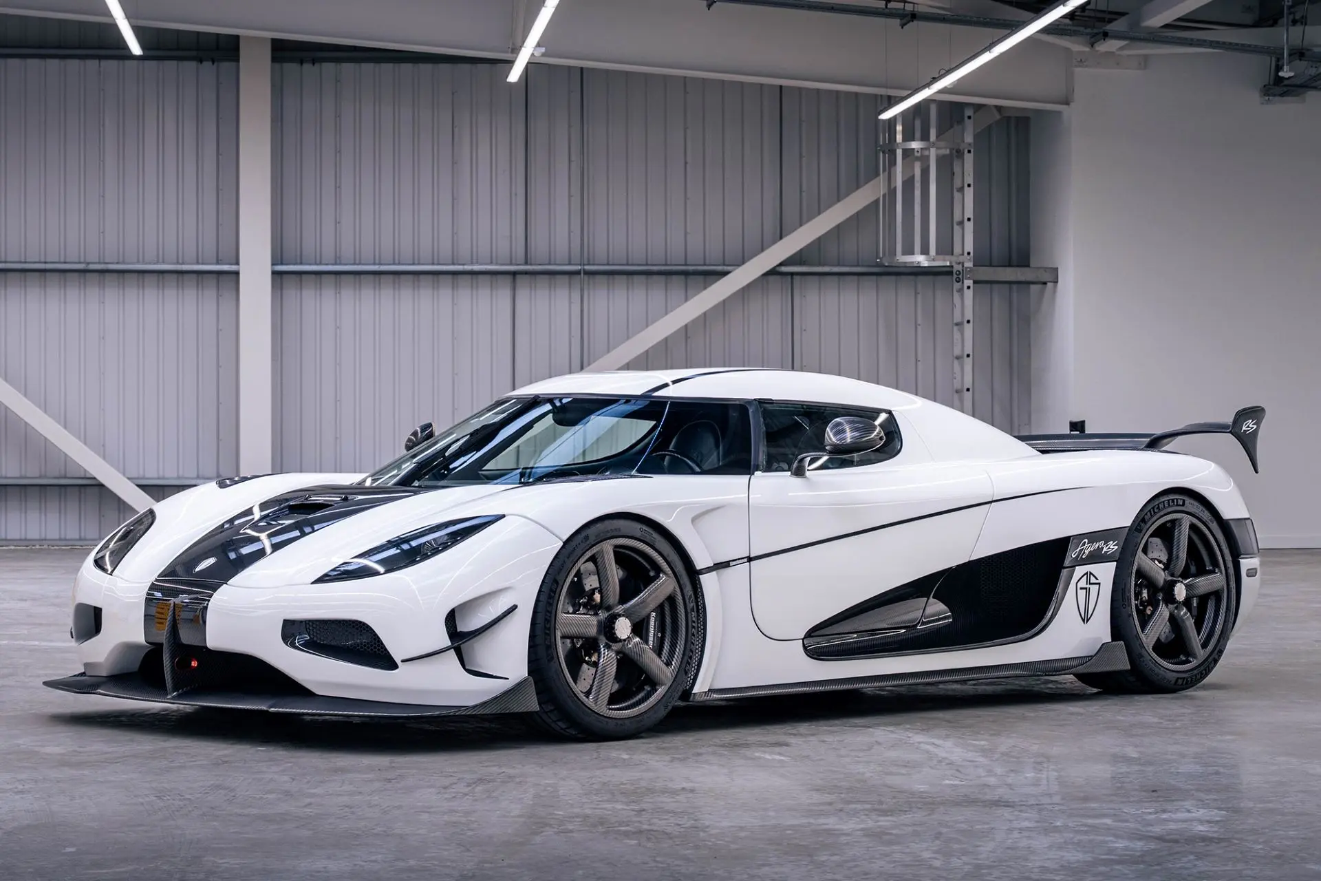 Collecting Cars Launches Record-Breaking Sealed Bids Featuring Hypercars and Motorsport Legends