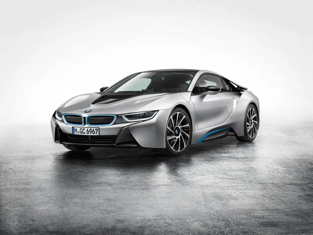 BMW I8
