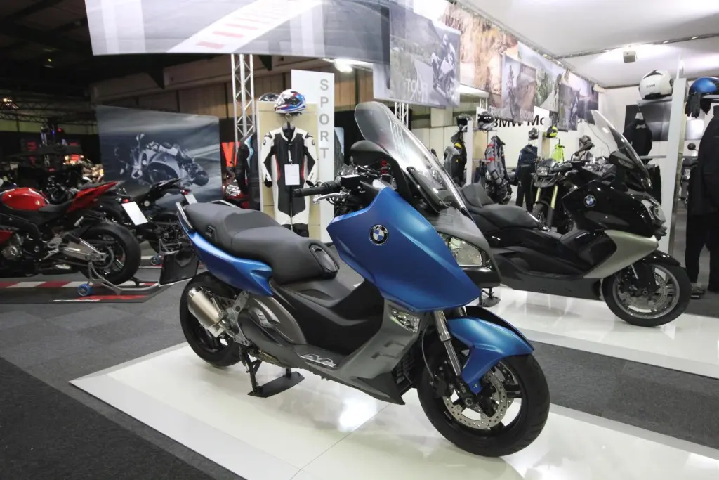 Bmw johannesburg motorcycle show 01