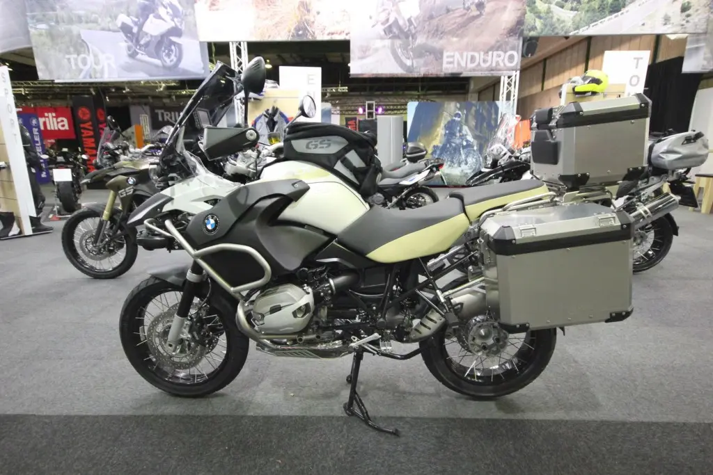 Bmw johannesburg motorcycle show 05