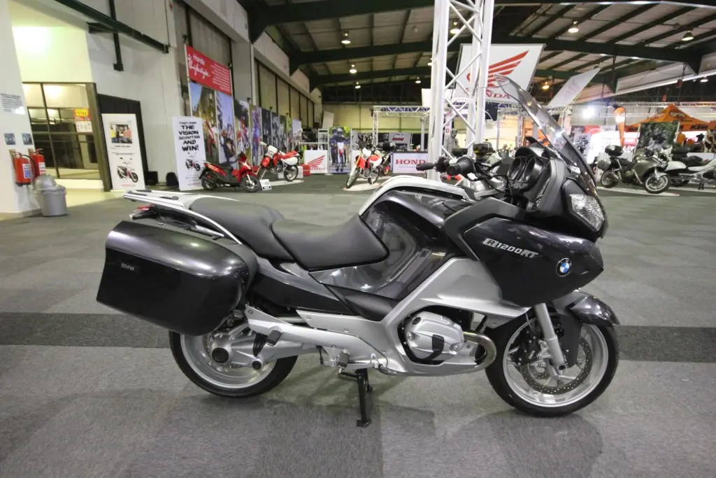 Bmw johannesburg motorcycle show 08